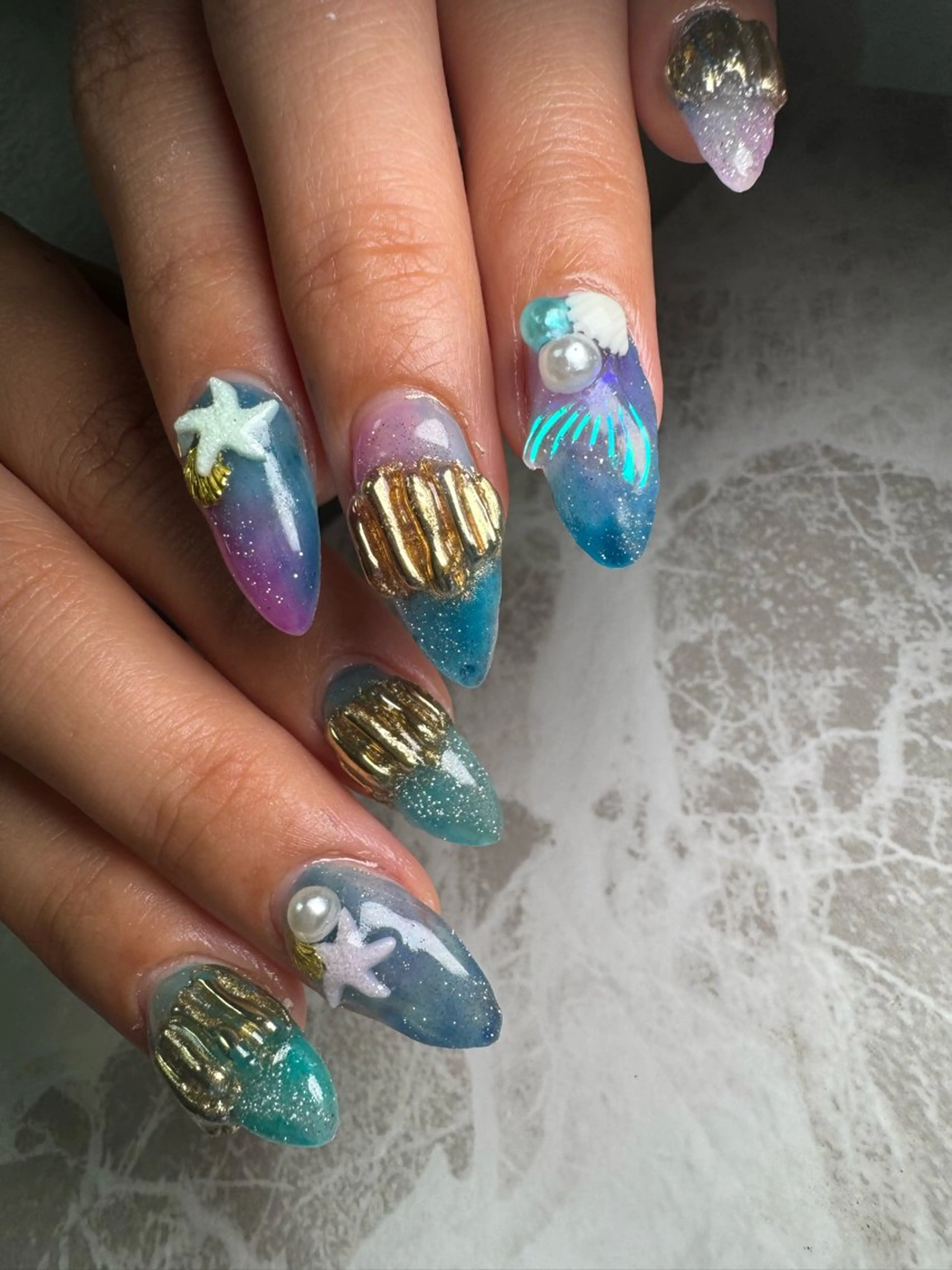 ネイル ハンドネイル YOUTH nails waxing所属・YOUTH natsumiのネイルデザイン
