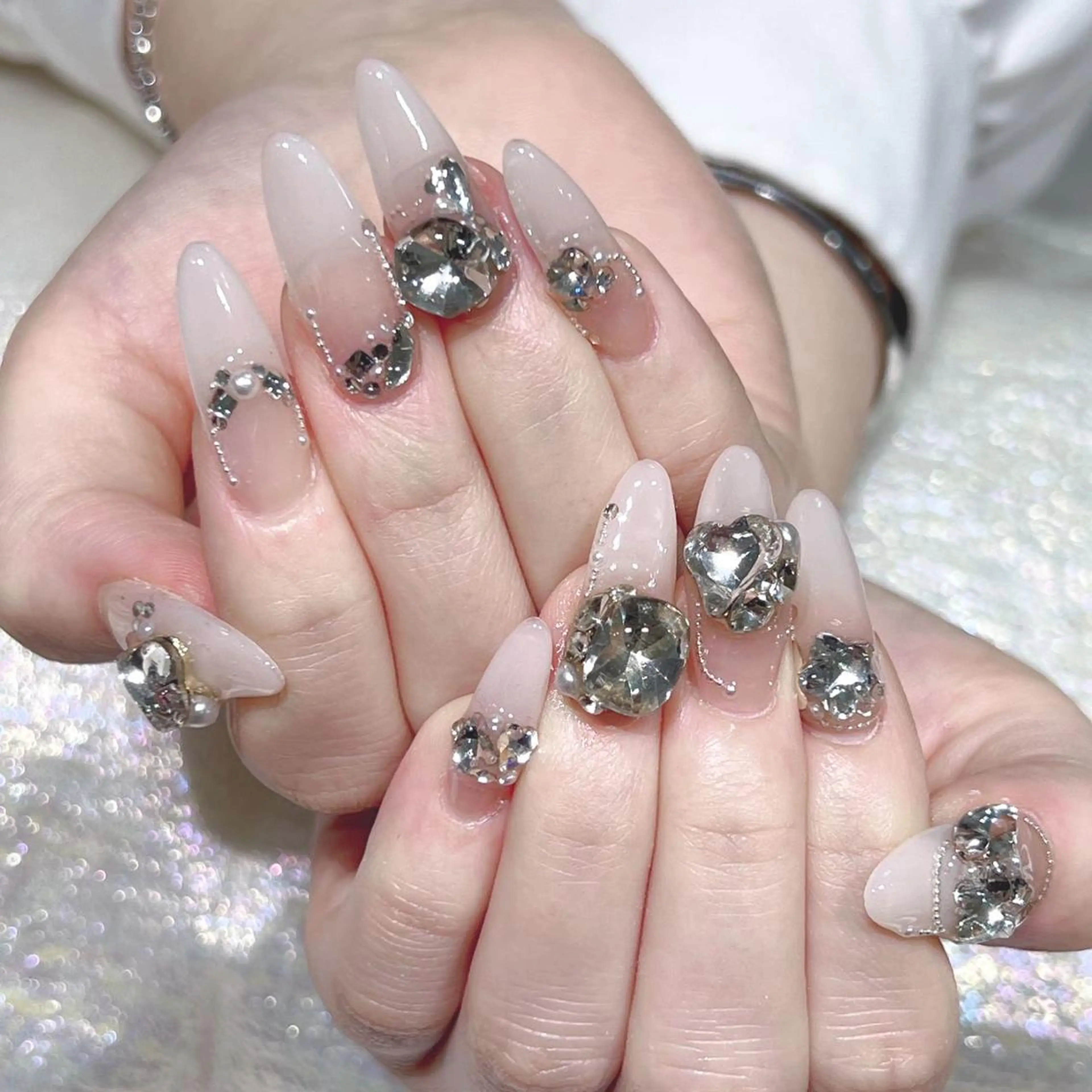 ネイル ハンドネイル Queens momoのネイルデザイン