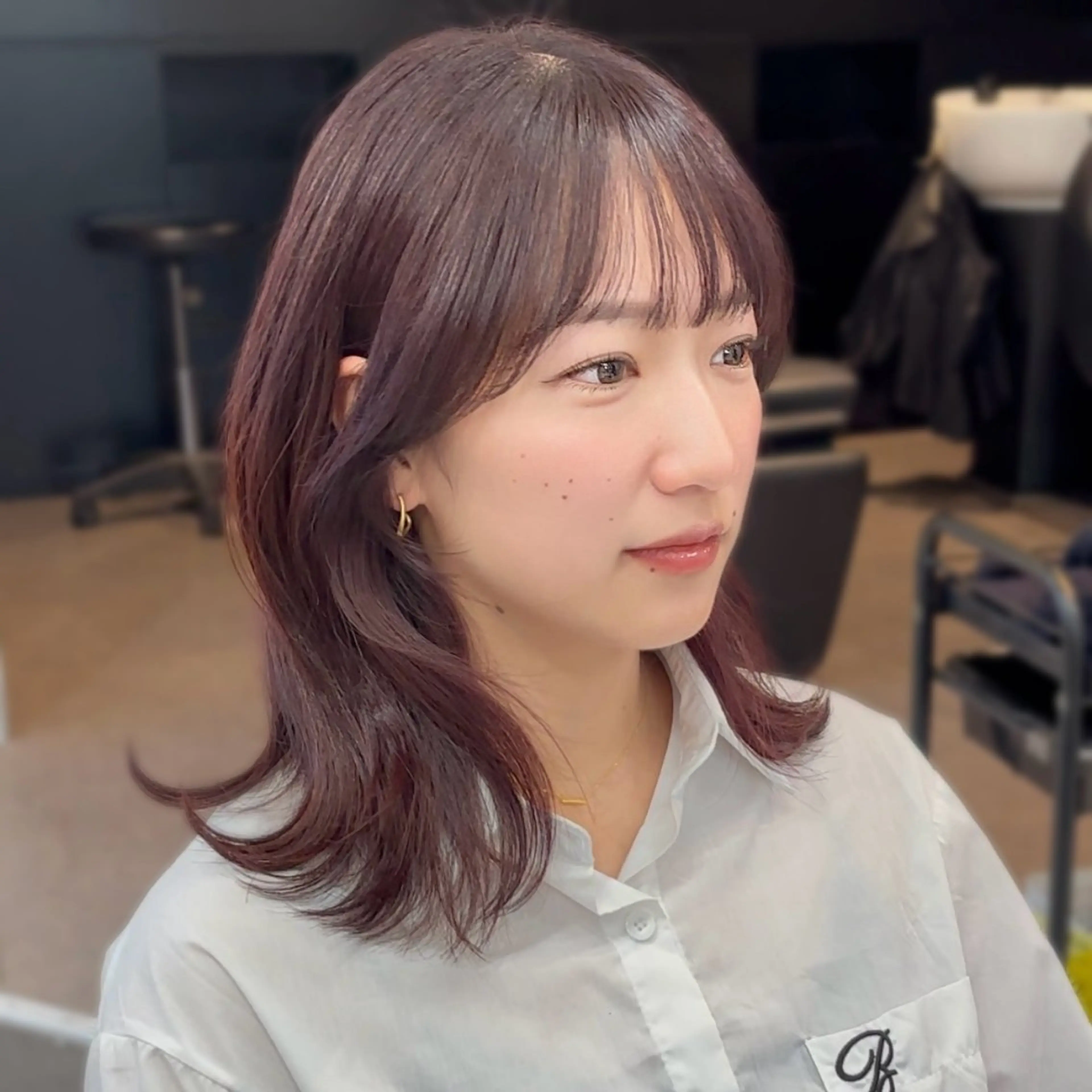 ミディアム くびれヘア 韓国風ヘア レイヤーカット 新宿/韓国レイヤー 顔まわり/RIKUのヘアスタイル