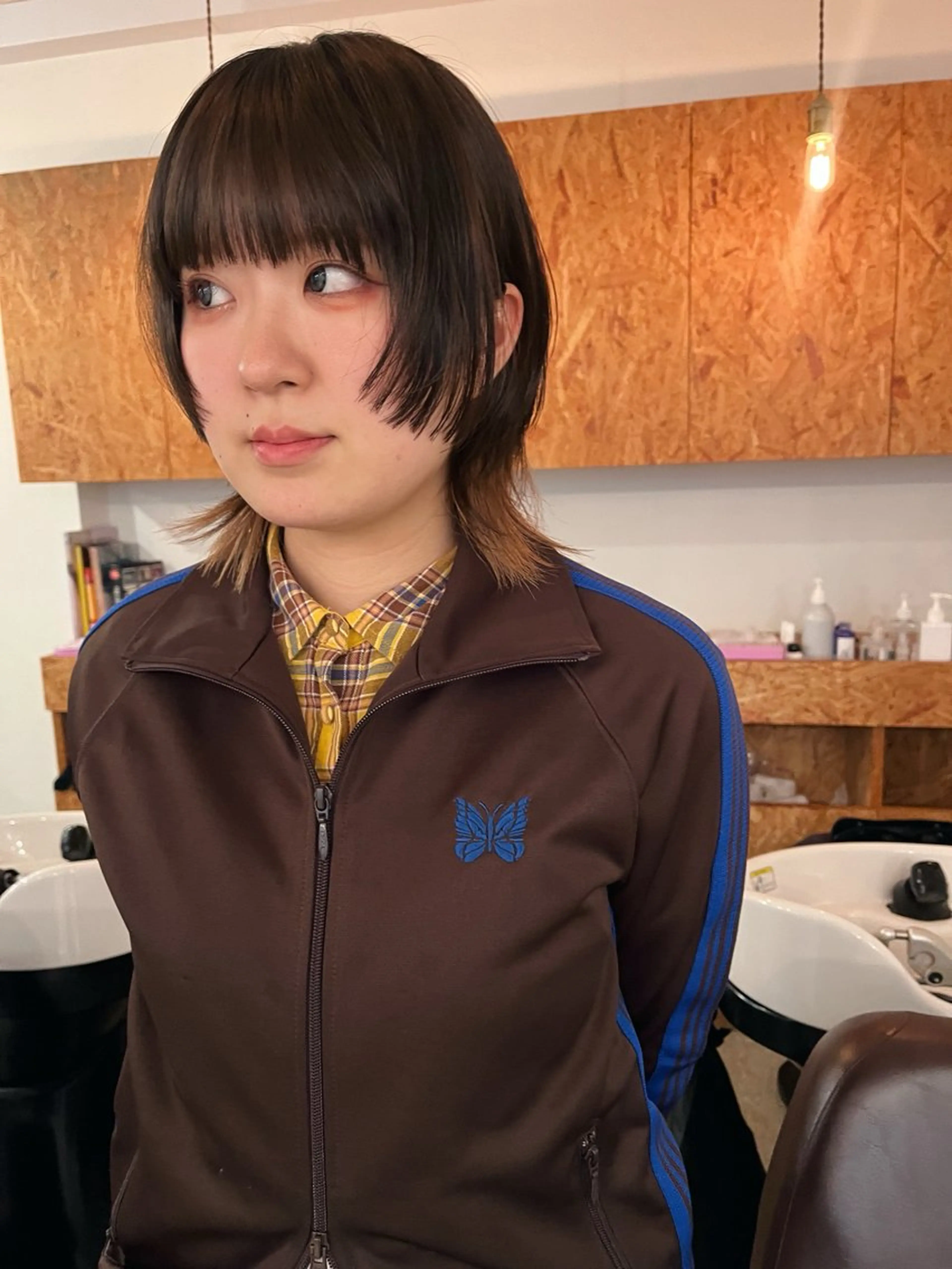 ミディアム 暖色カラー 🌼クニトウメイのヘアスタイル