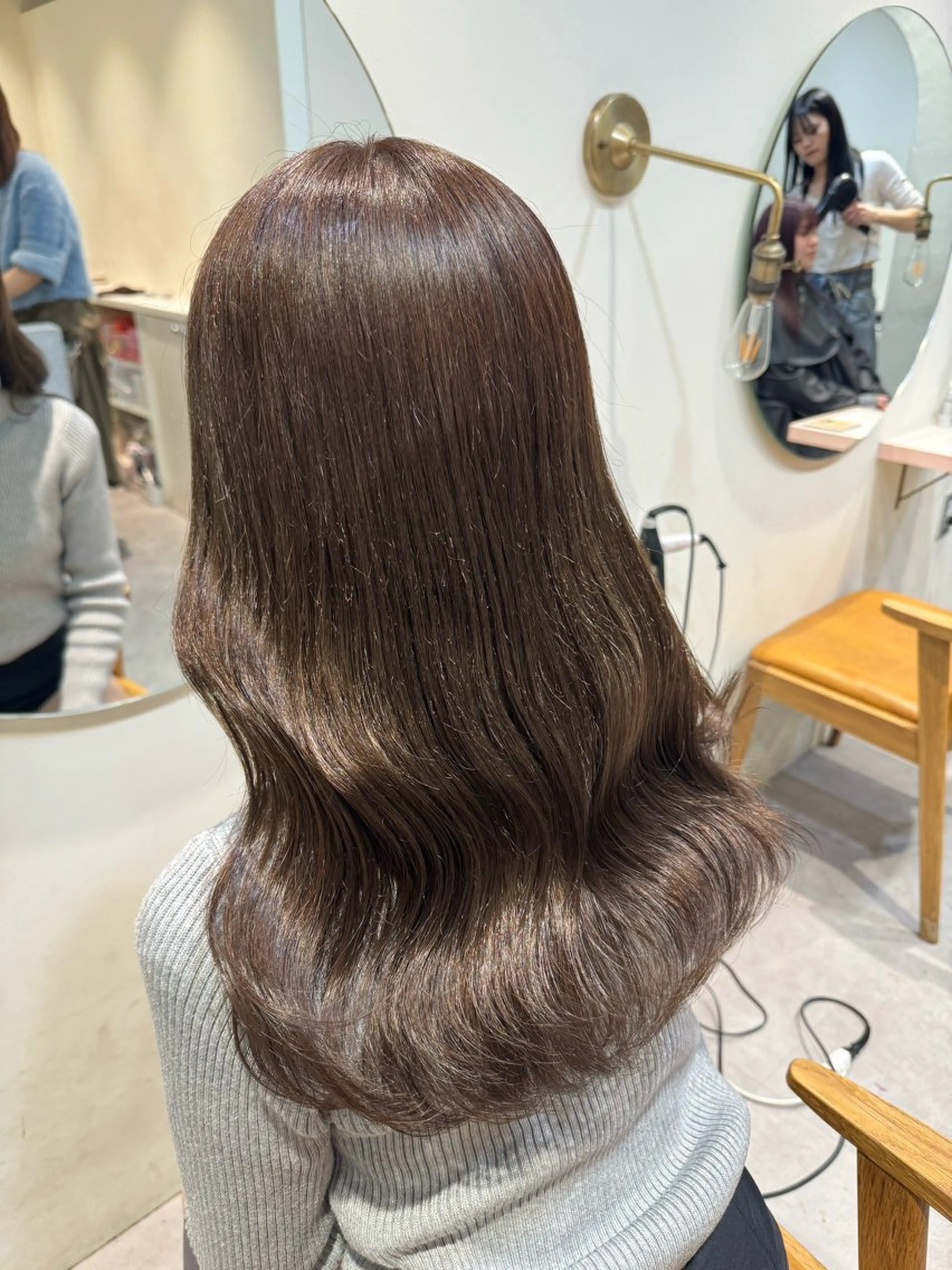 ロング カラー ayaka♡ 柔らかカラーのヘアスタイル