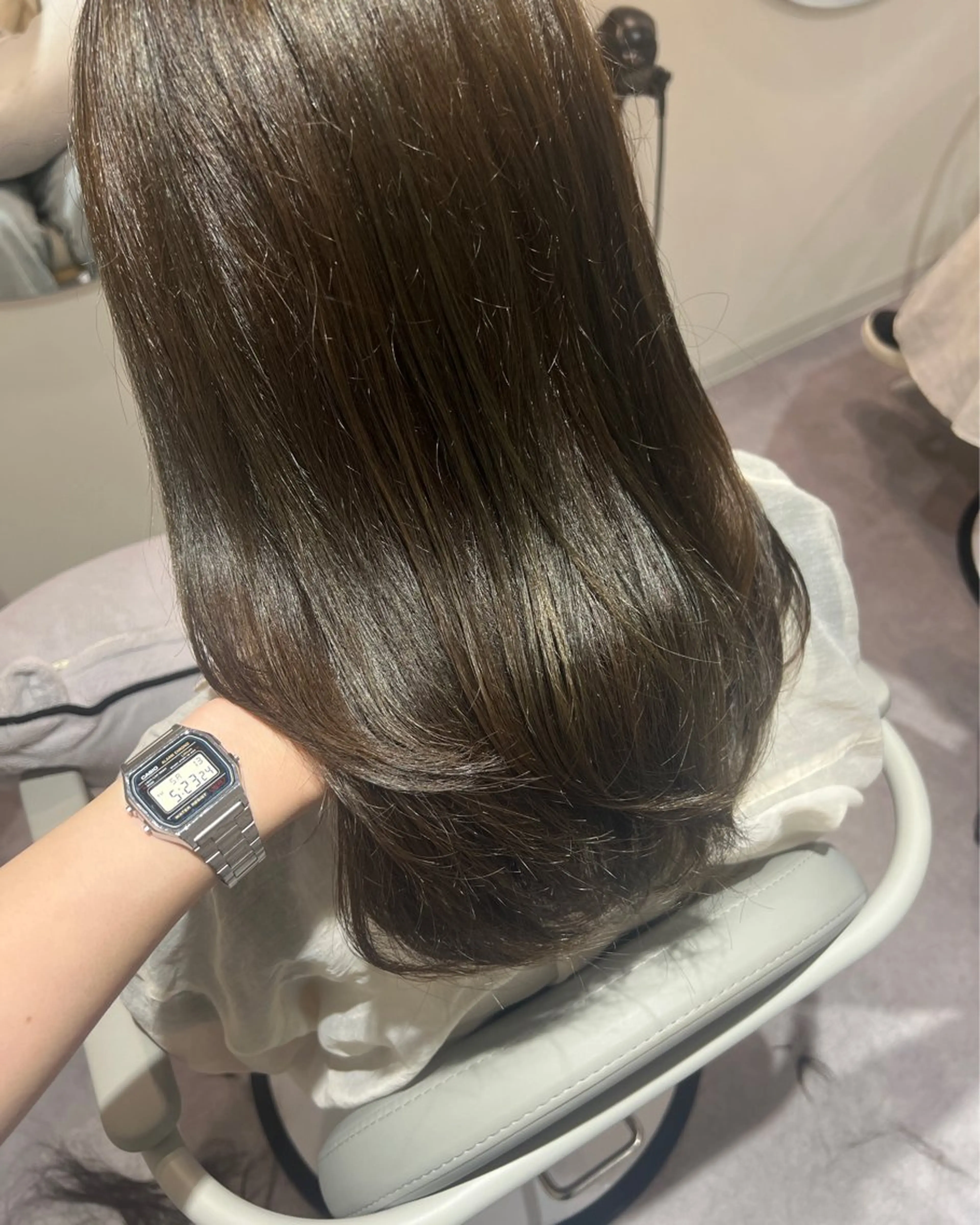 セミロング ヘアカラー トリートメント 美髪✨艶髪✨髪質改善 カラー特化🌙鈴屋和のヘアスタイル