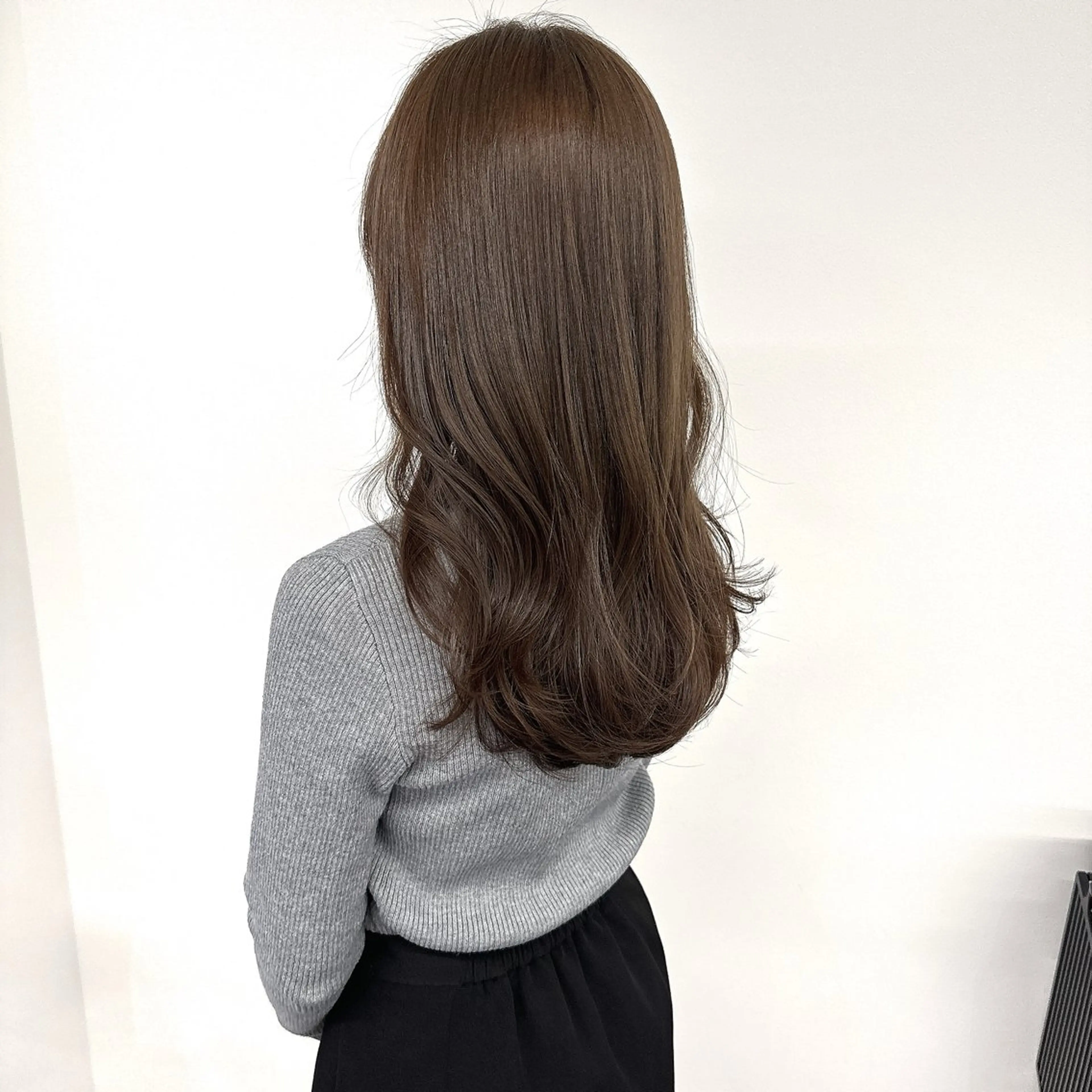 セミロング ヘアカラー トリートメント 巻ける縮毛矯正 /🩵石田桃子のヘアスタイル