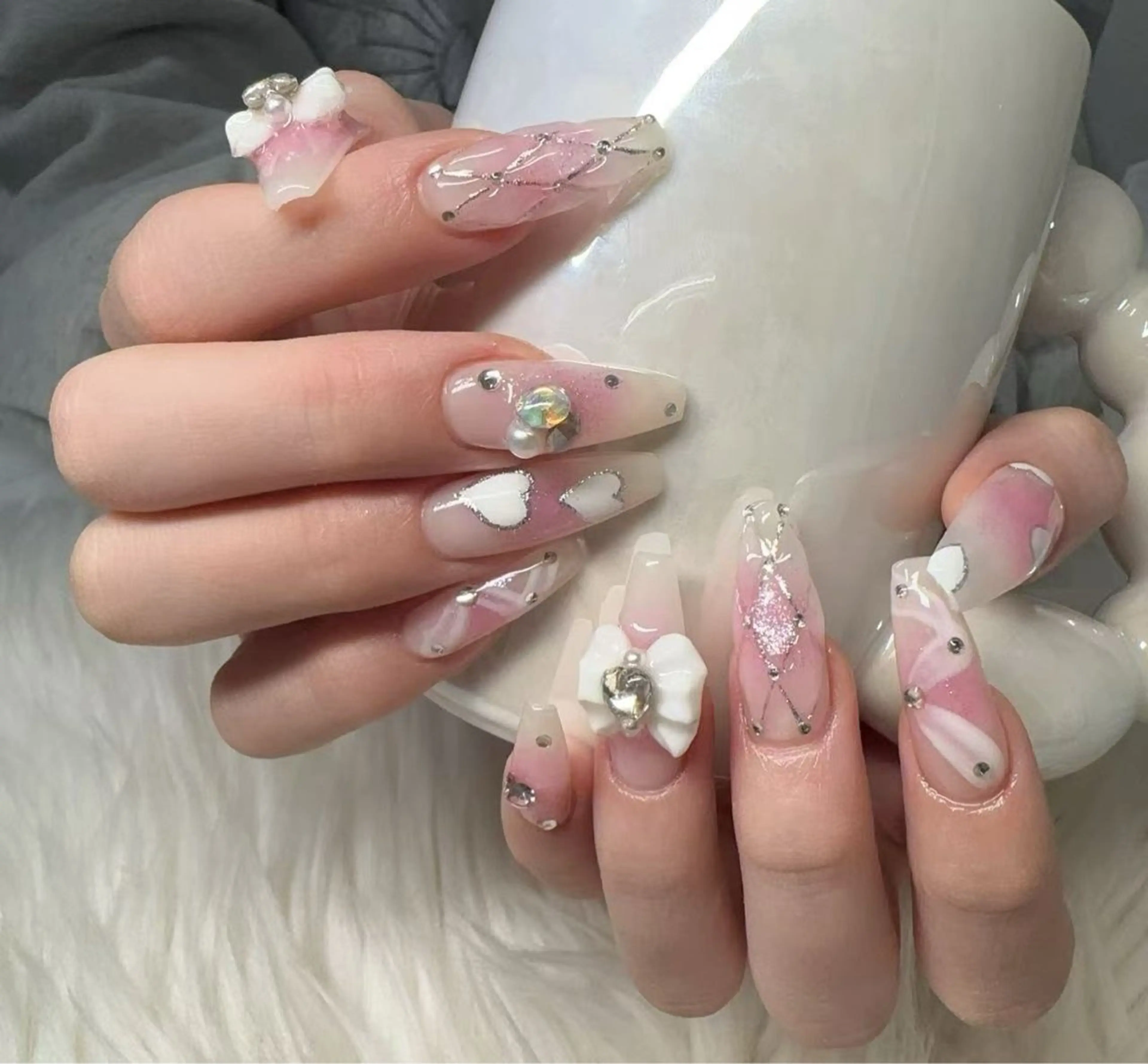 ネイル ハンドネイル ＆ME ネイルサロンのネイルデザイン
