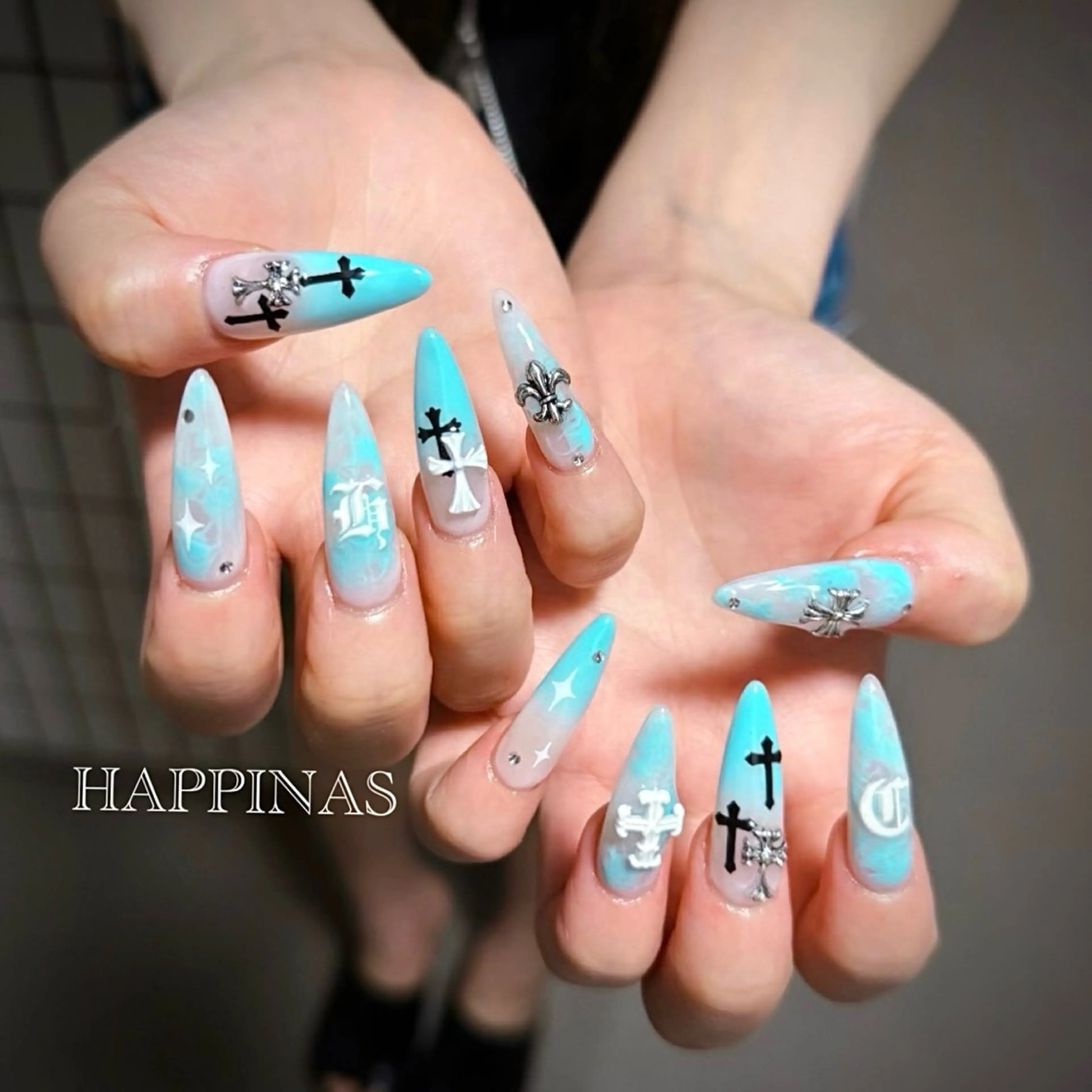 ネイル グラデーション 水色 大理石ネイル(マーブル) スカルプネイル ハンドネイル HAPPINAS ののかのネイルデザイン