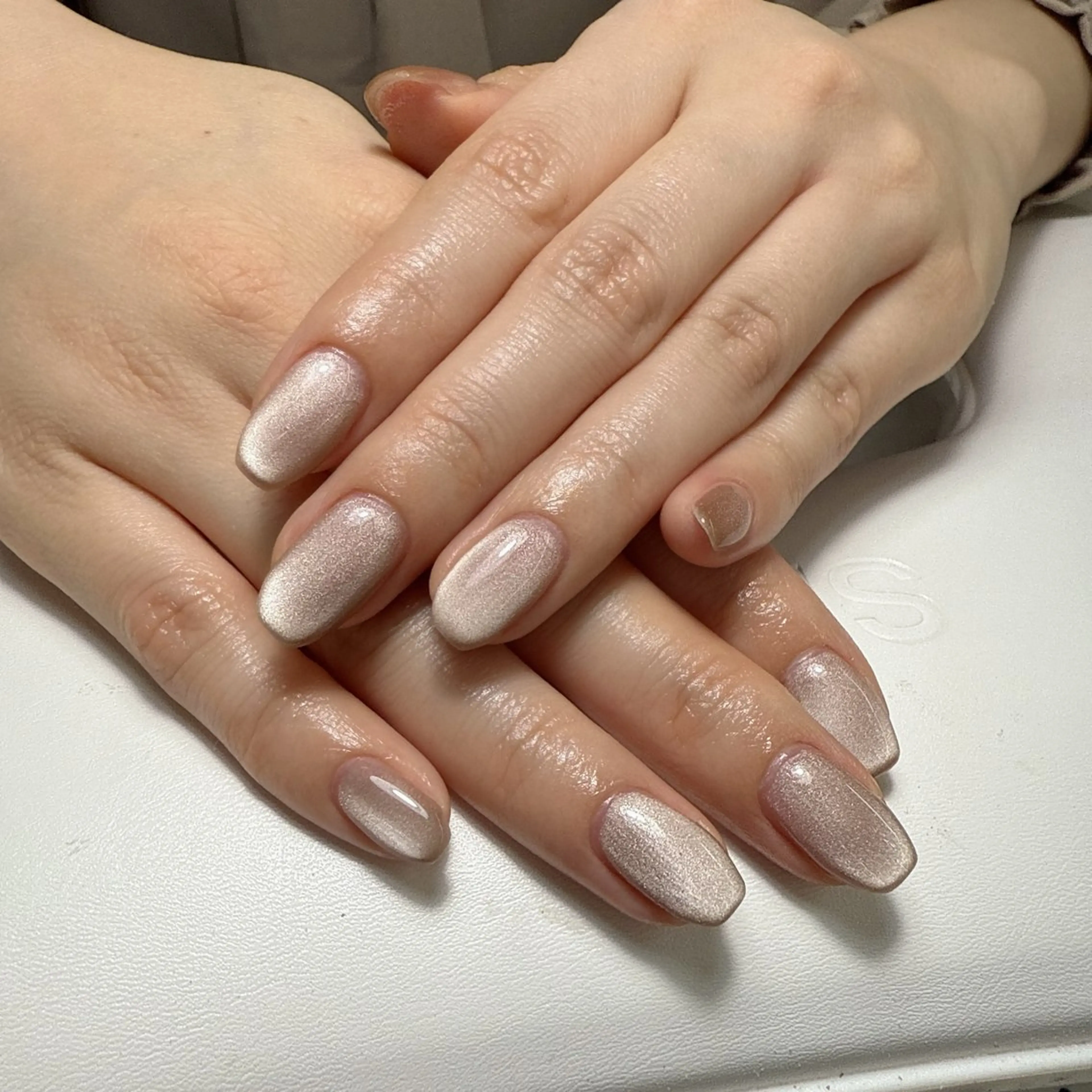 ミディアム FLORA NAIL SALON 黄兪榕のネイルデザイン