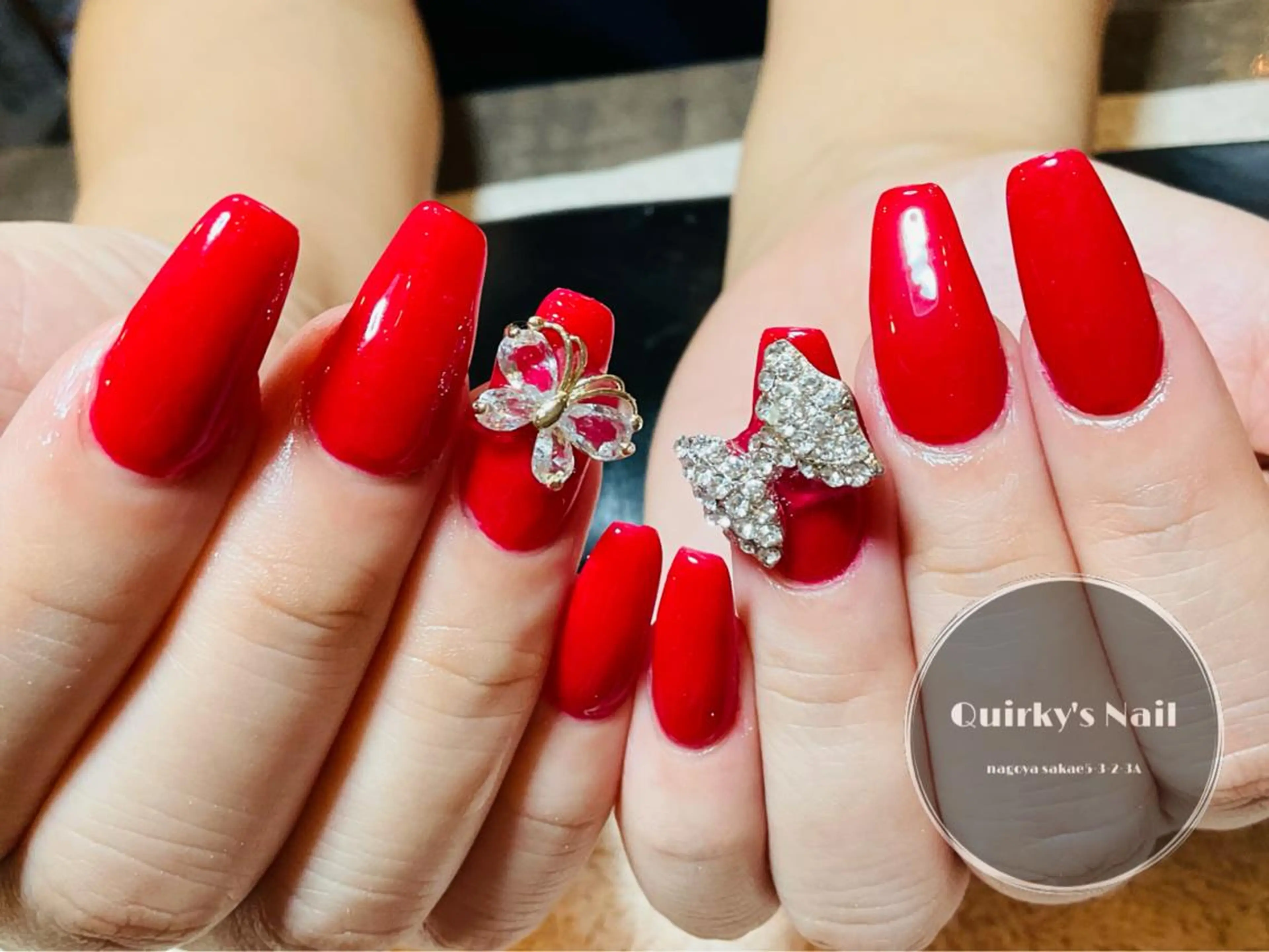 ネイル 赤色 Quirky's Nail【栄店】のネイルデザイン