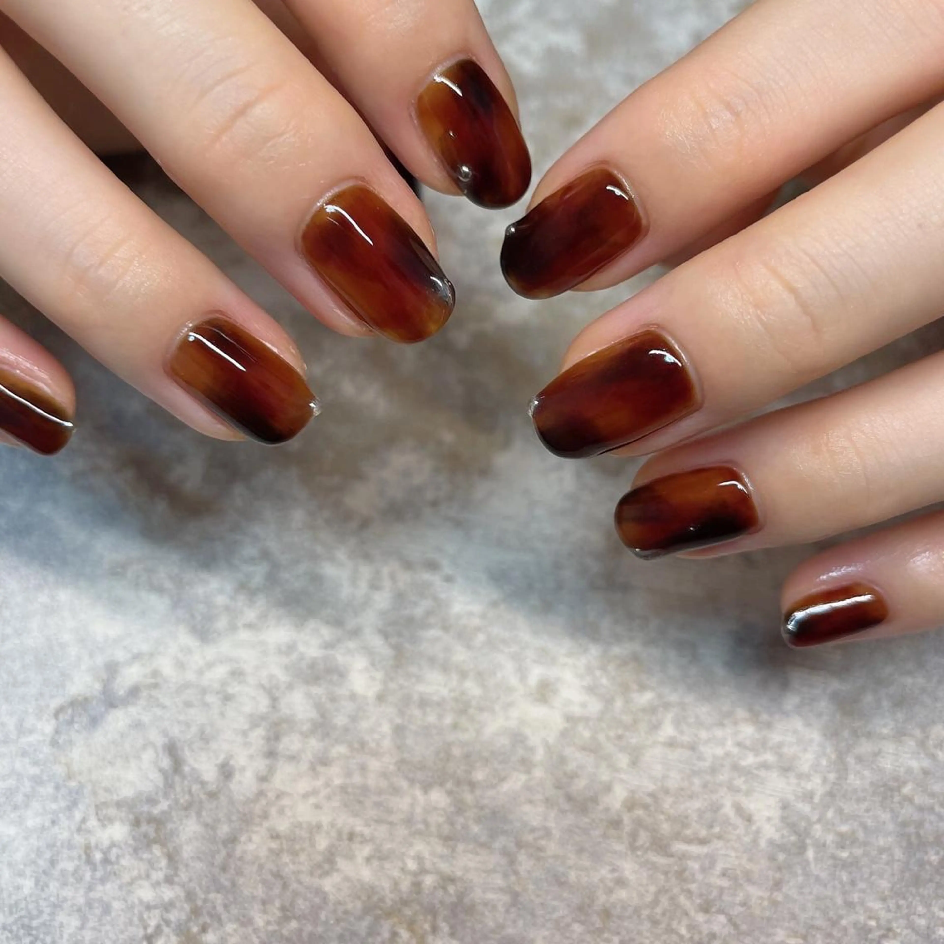 ネイル べっ甲ネイル ハンドネイル lilbondir. chiharuのネイルデザイン