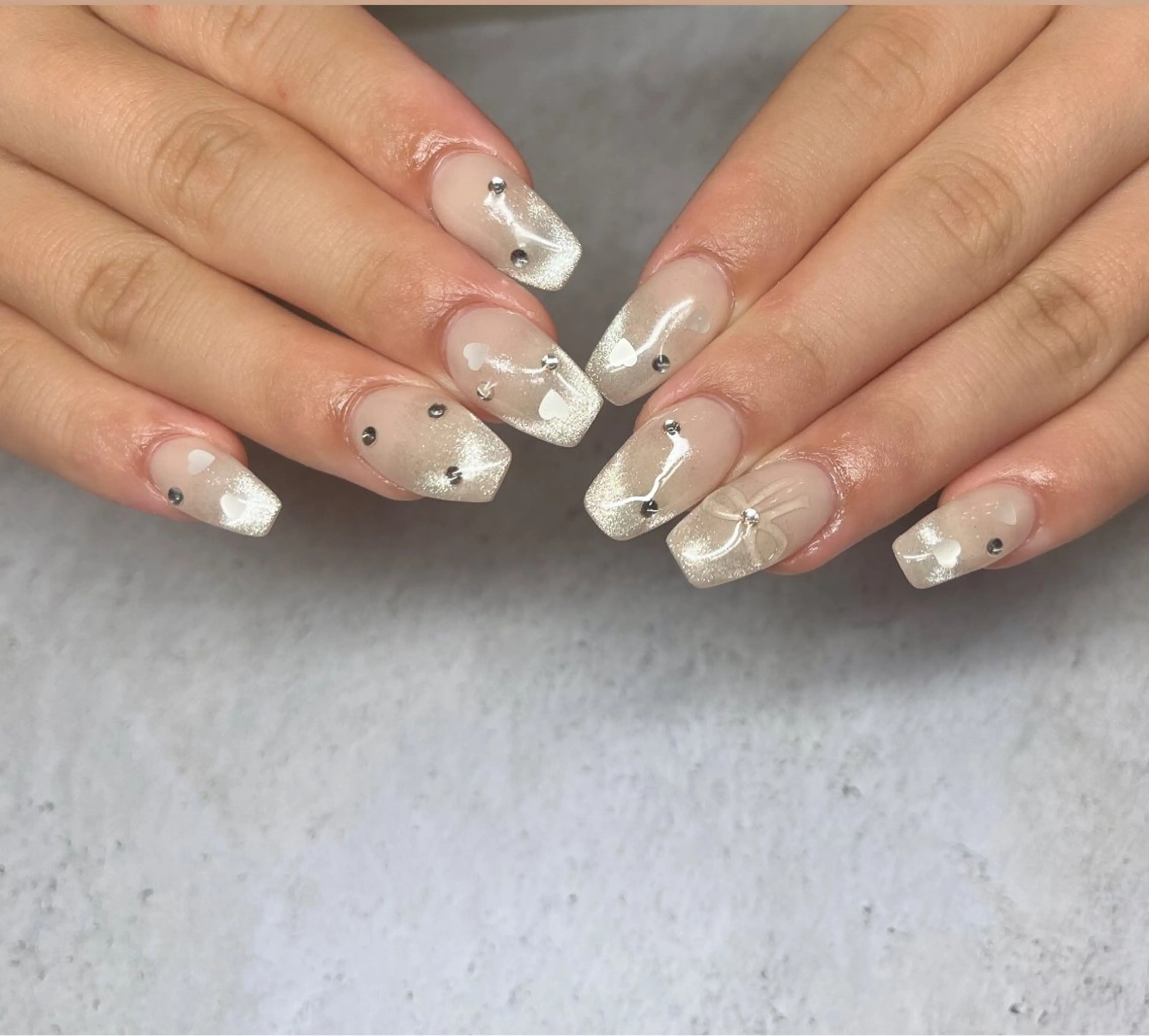 ネイル 長さ出し グラデーション キラキラネイル マグネットネイル HazeGrass NAILのネイルデザイン