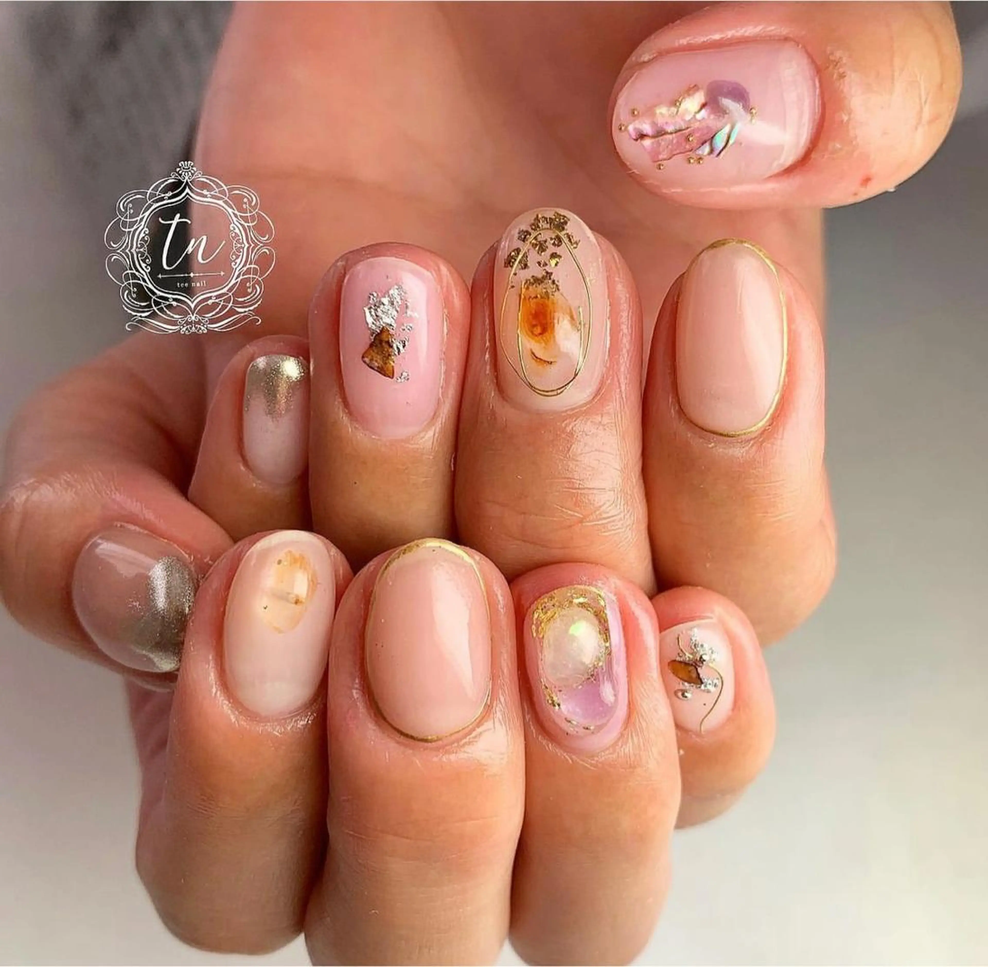 ネイル アートネイル ミラーネイル ニュアンスネイル 春ネイル teenail 21のネイルデザイン