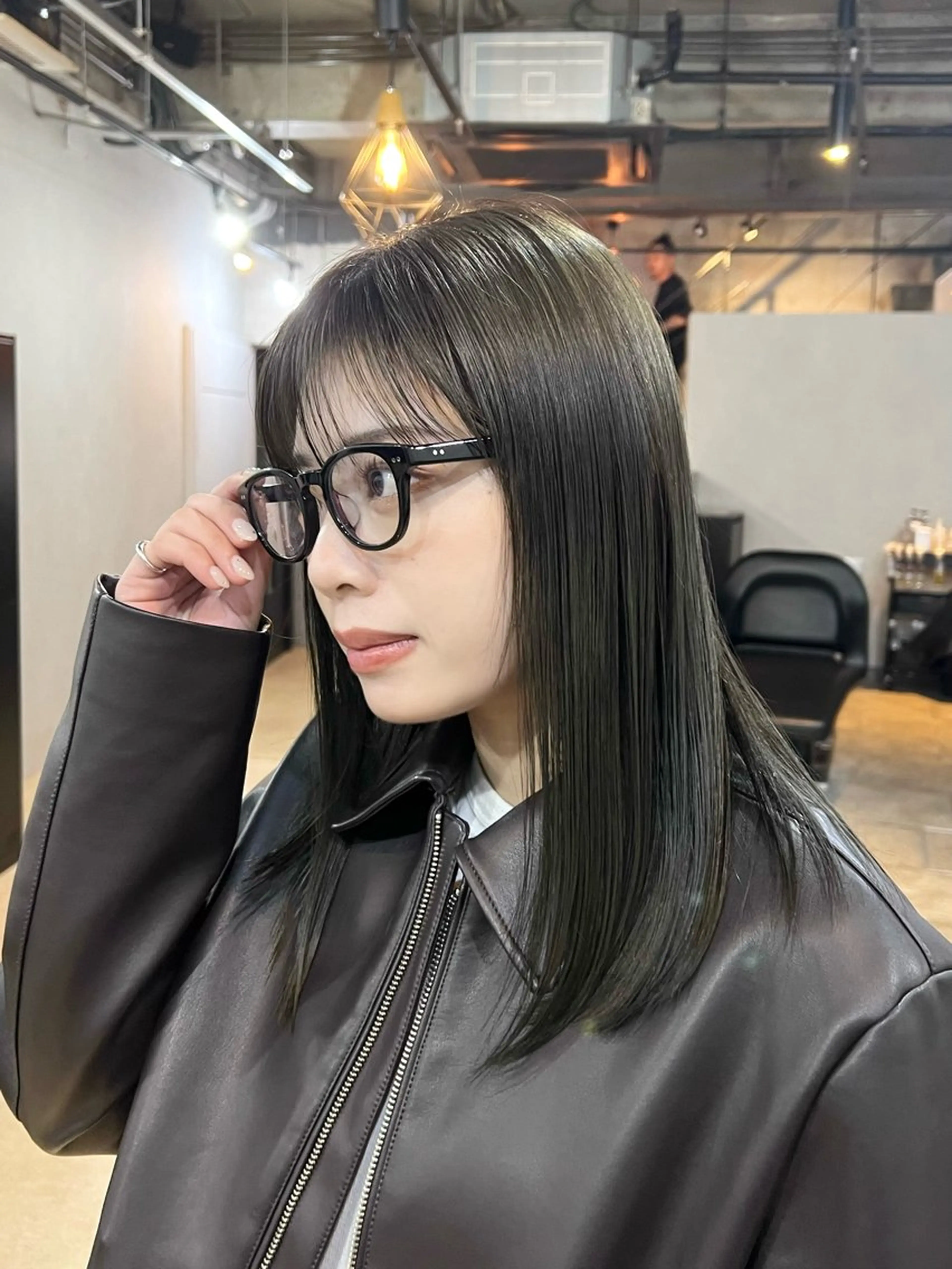 セミロング カット ヘアカラー トリートメント 店長/レイヤーカット /大東悠生のヘアスタイル