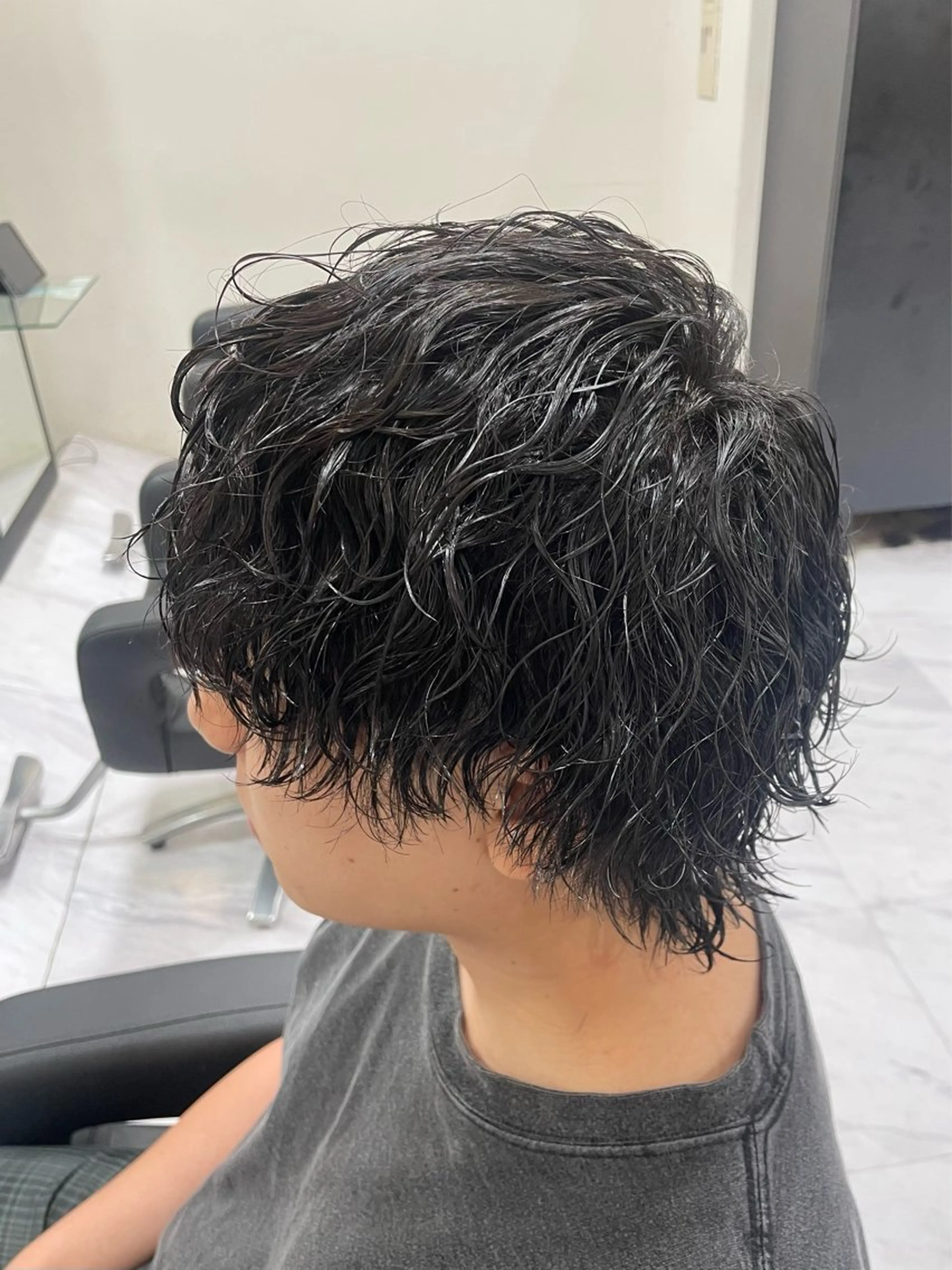 パーマ メンズ メンズパーマ 波巻きパーマ カット パーマ トリートメント 🐥くまがい💛 ダブルカラー／パーマのヘアスタイル