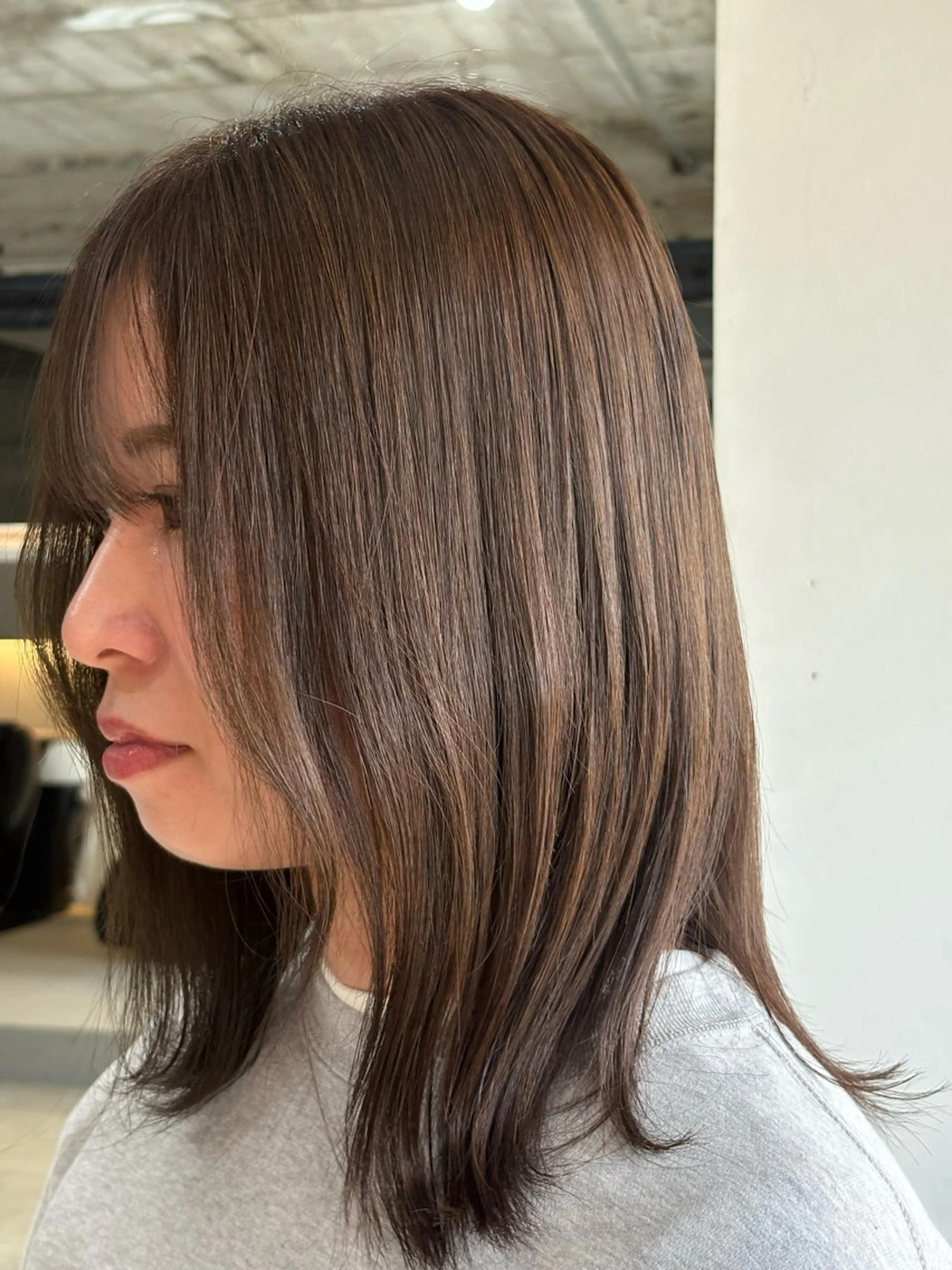 ミディアム ヘアカラー 玉置 七海のヘアスタイル