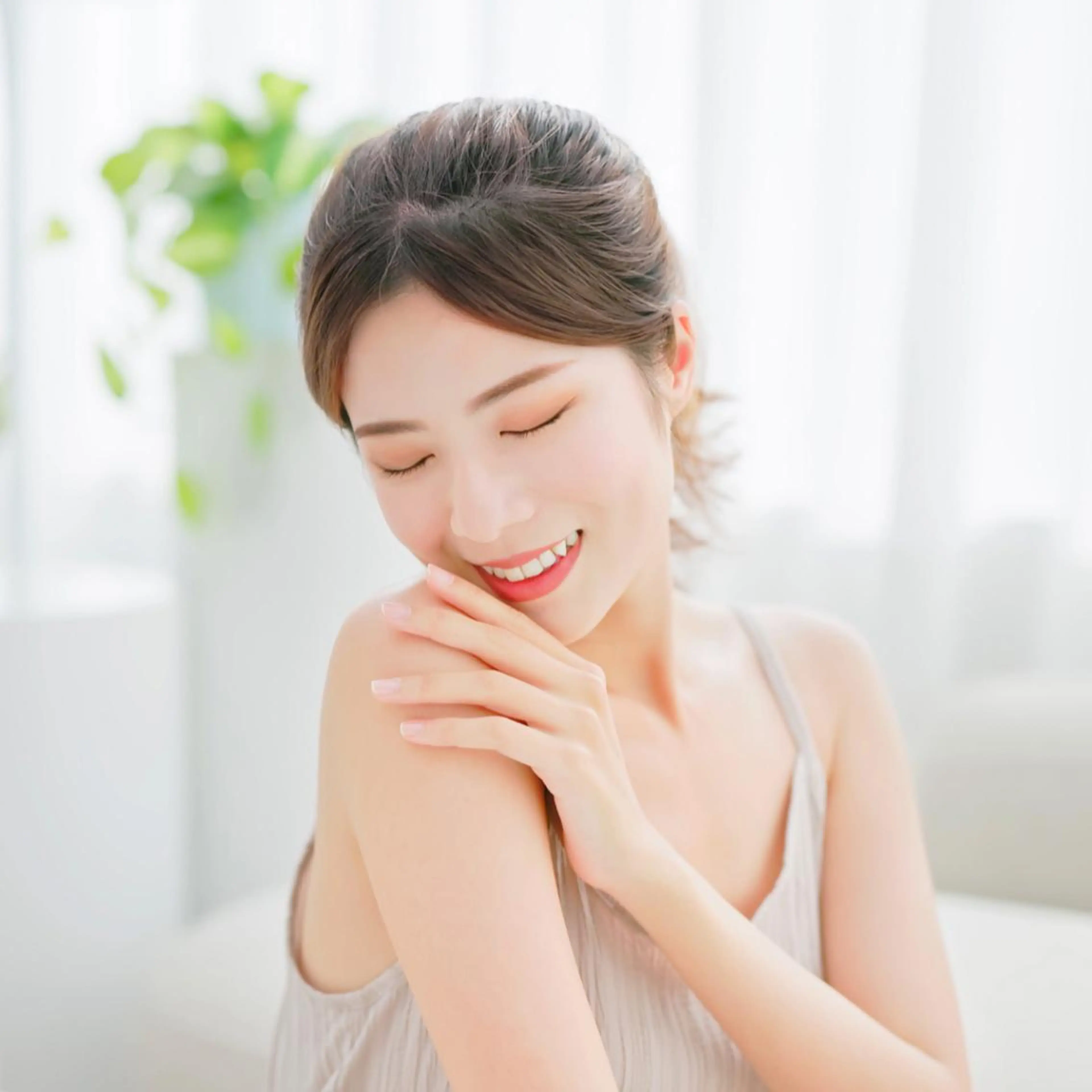 【メイクのり120%！】天然ハーブでずっと触っていたくなるツヤ肌に✨「BIHADA」ハーブブレンドよもぎ蒸し40分の写真