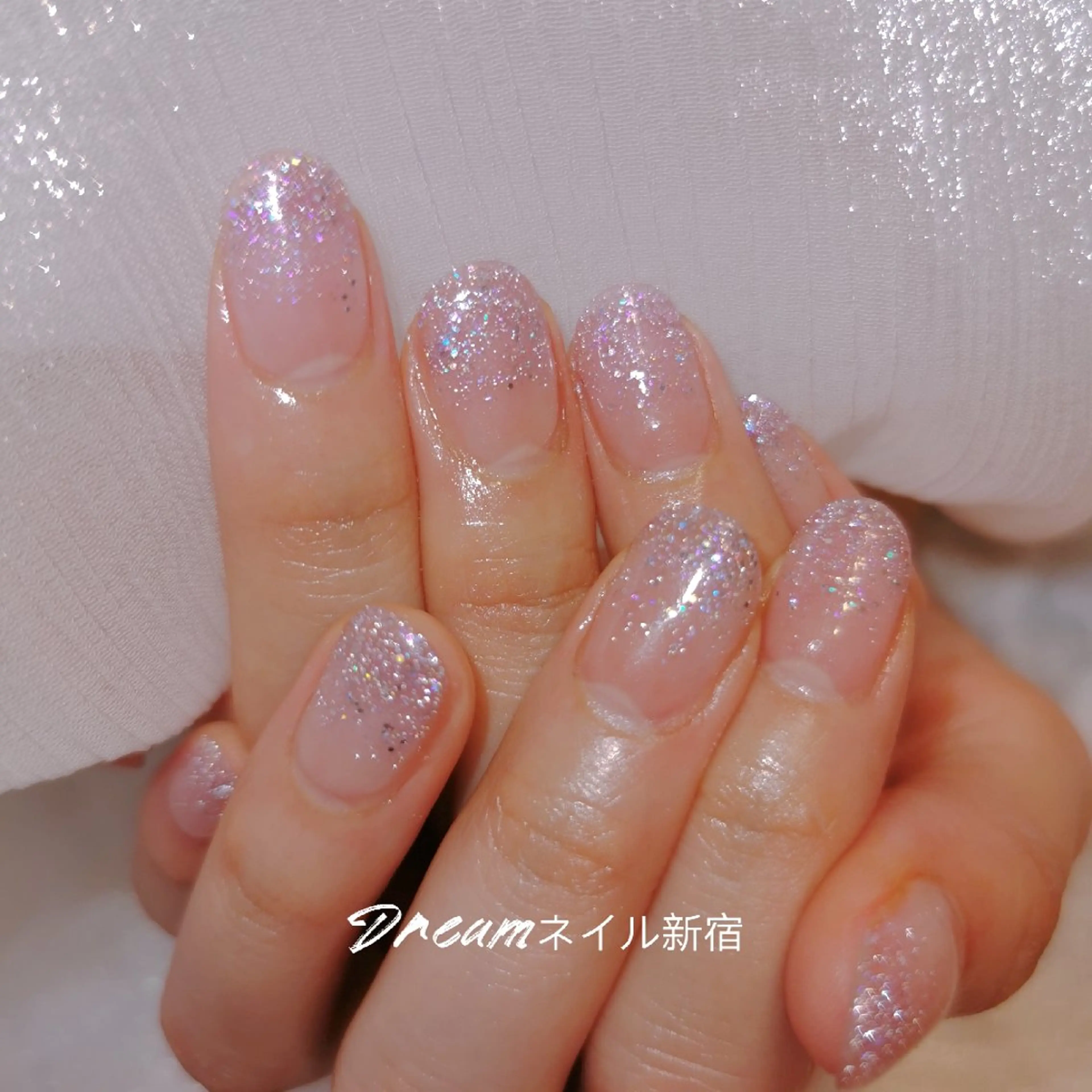 ネイル フラッシュネイル キラキラネイル ラメ(グリッター) ラメグラデーション オフィスネイル ネイリストゆか💅 長さだし、深爪矯正のネイルデザイン