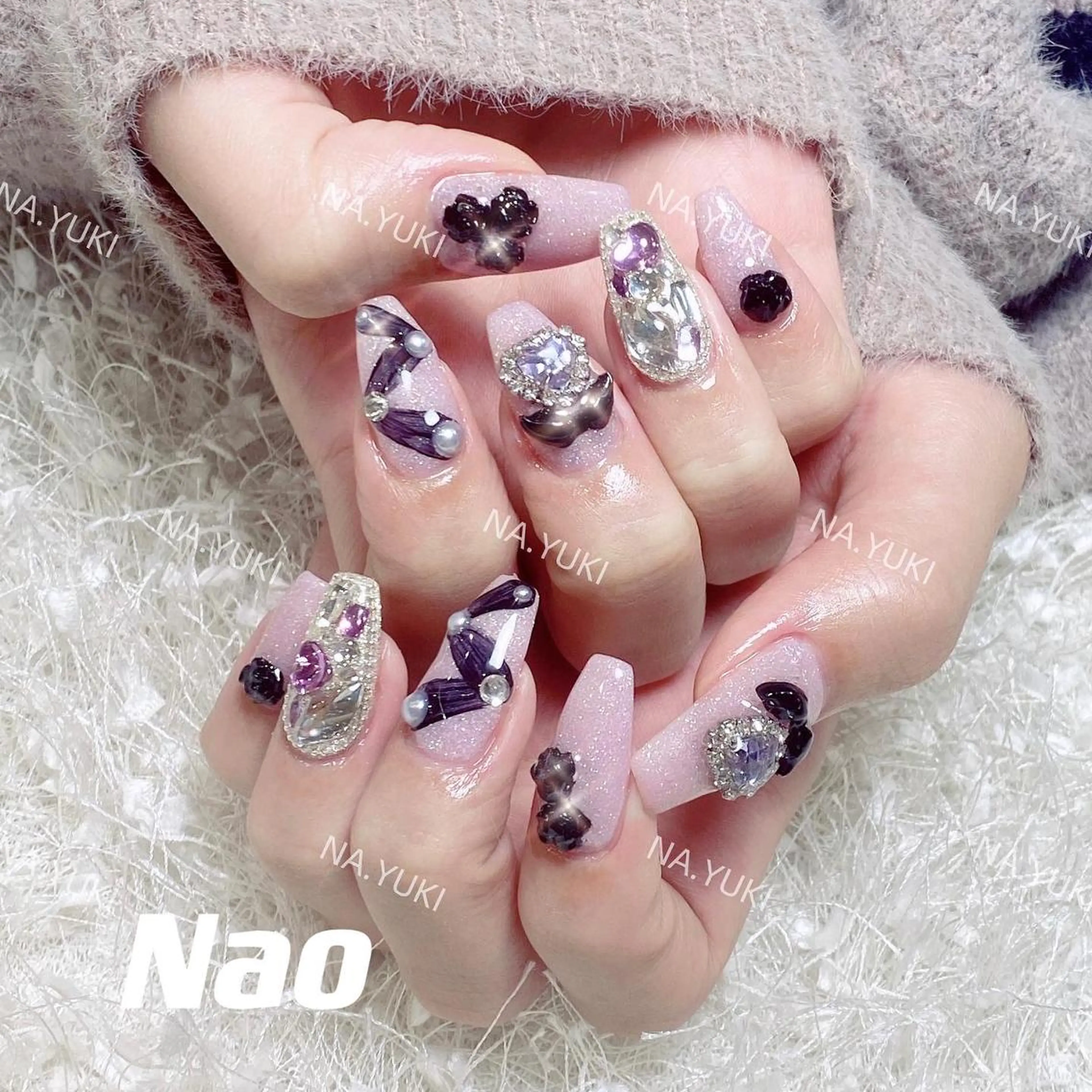 ネイル 🌷 Mooning 🌷のネイルデザイン
