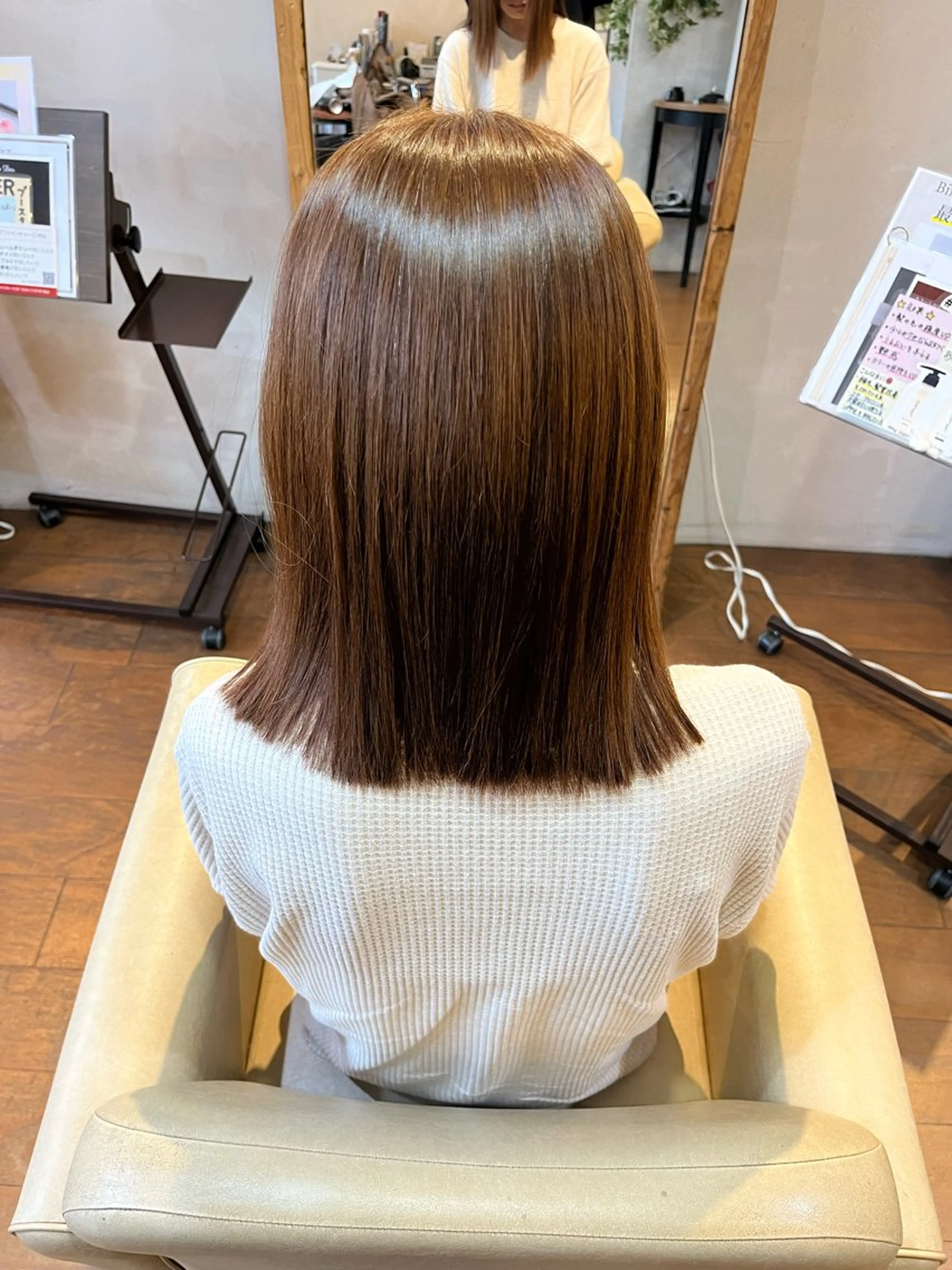 ミディアム カット トリートメント AKALA  HAIR所属・AKALA HAIR 西宮店　Juriのヘアスタイル