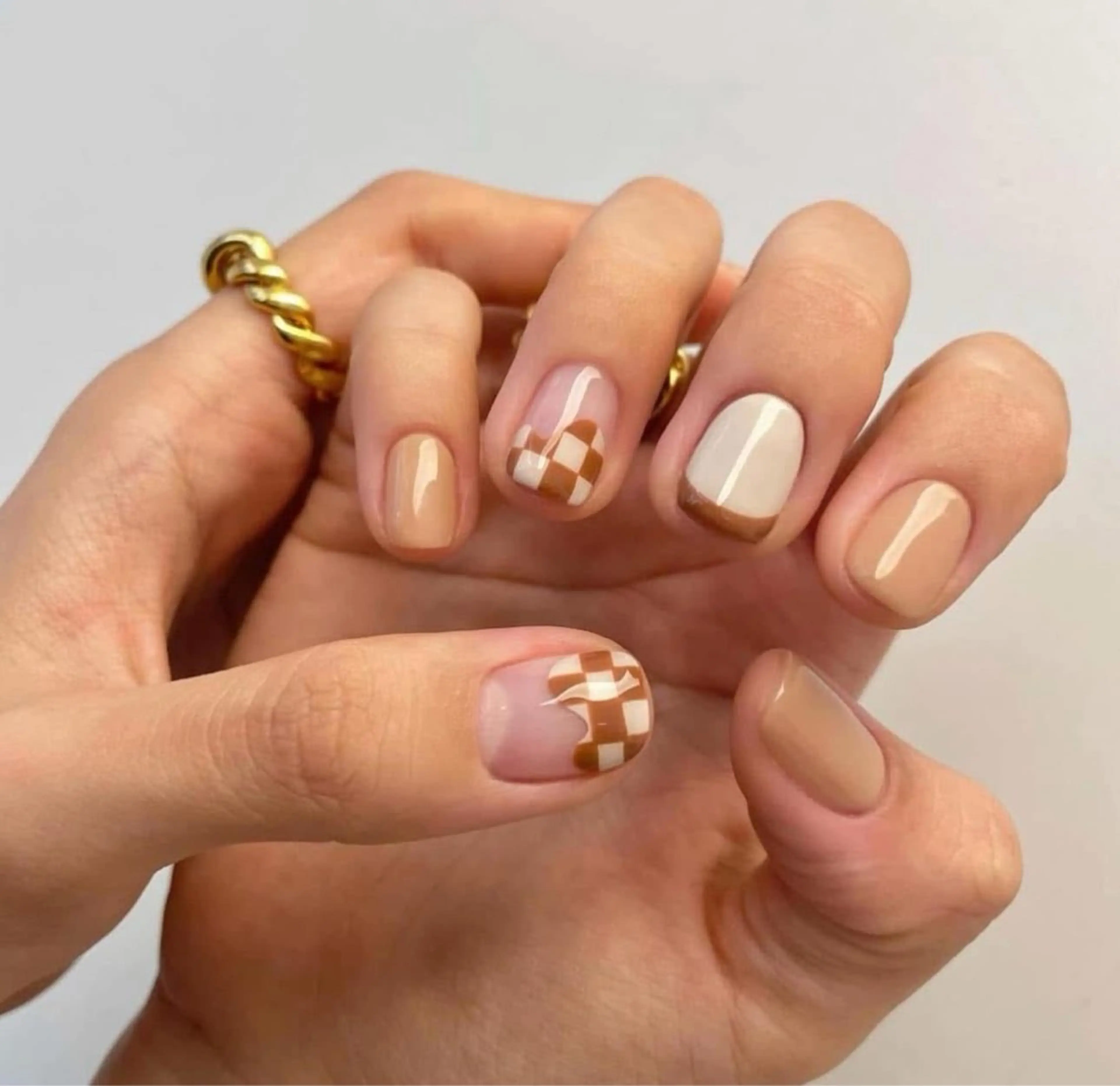 ネイル アートネイル 成人式 ジェルネイル ニュアンスネイル ネイルチップ Kora Nailのネイルデザイン
