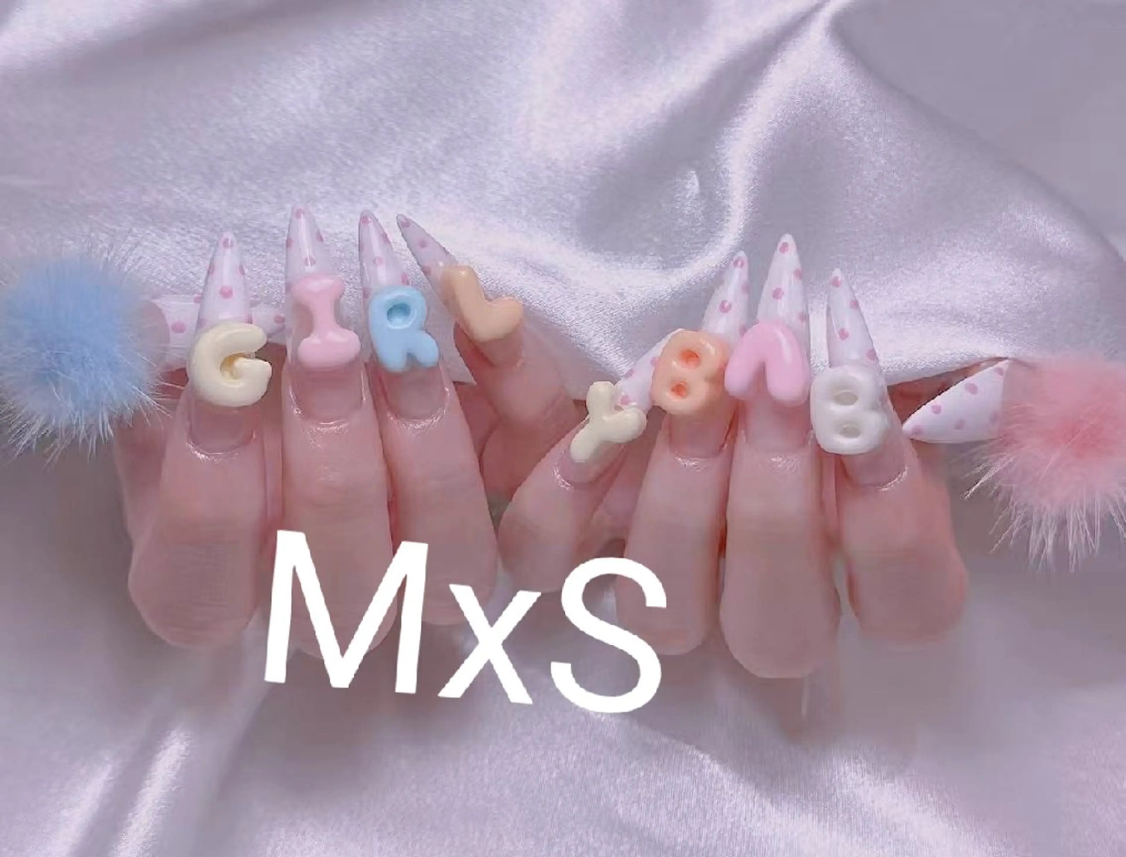 ネイル ハンドネイル MxS Nail(長さだし/フィルイン/マグネット/韓国ネイル/ワンホンネイル/ワンカラー)所属・MxS リィリィのネイルデザイン