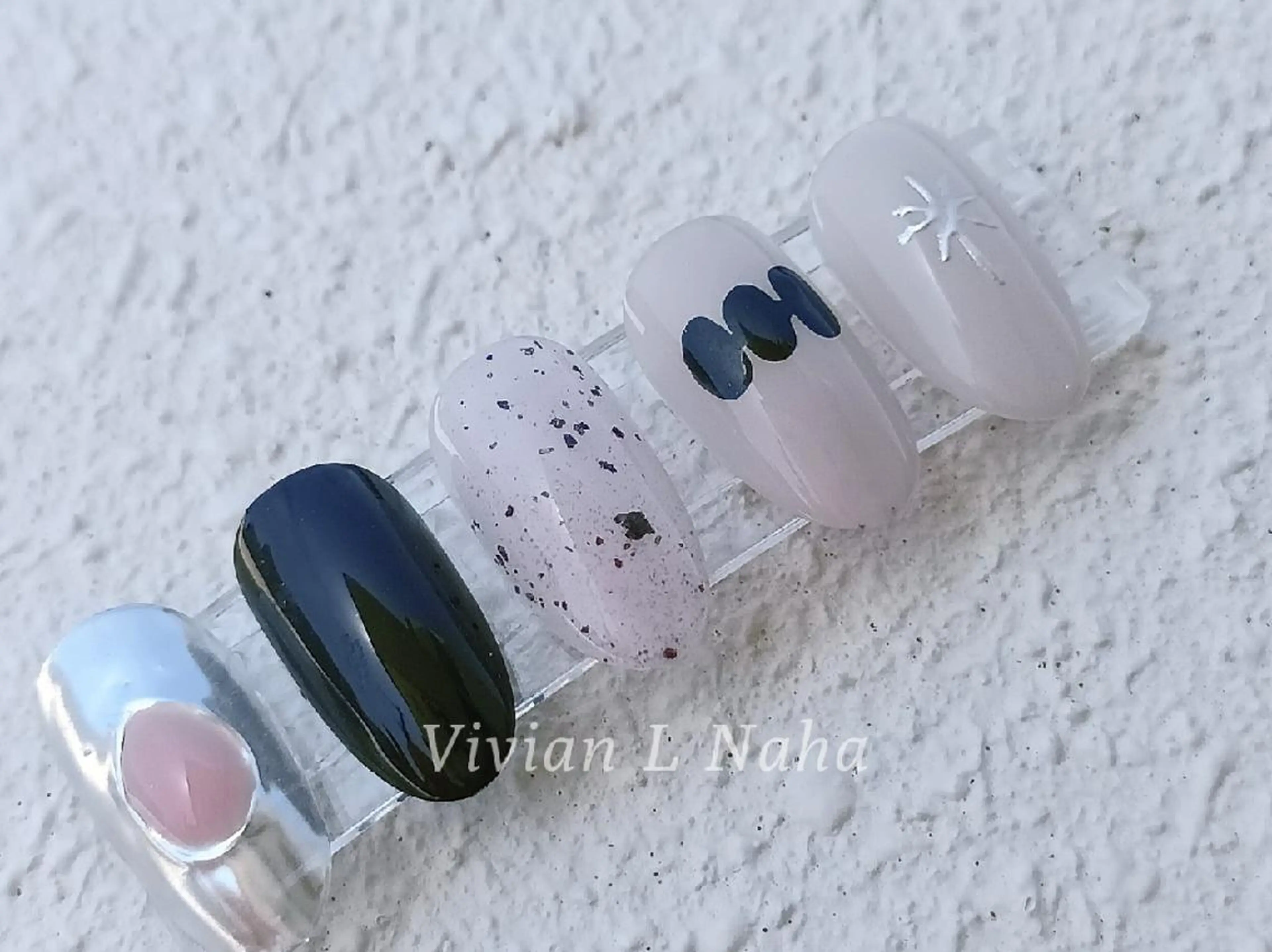 ネイル ハンドネイル Vivian L NahaCecileのネイルデザイン