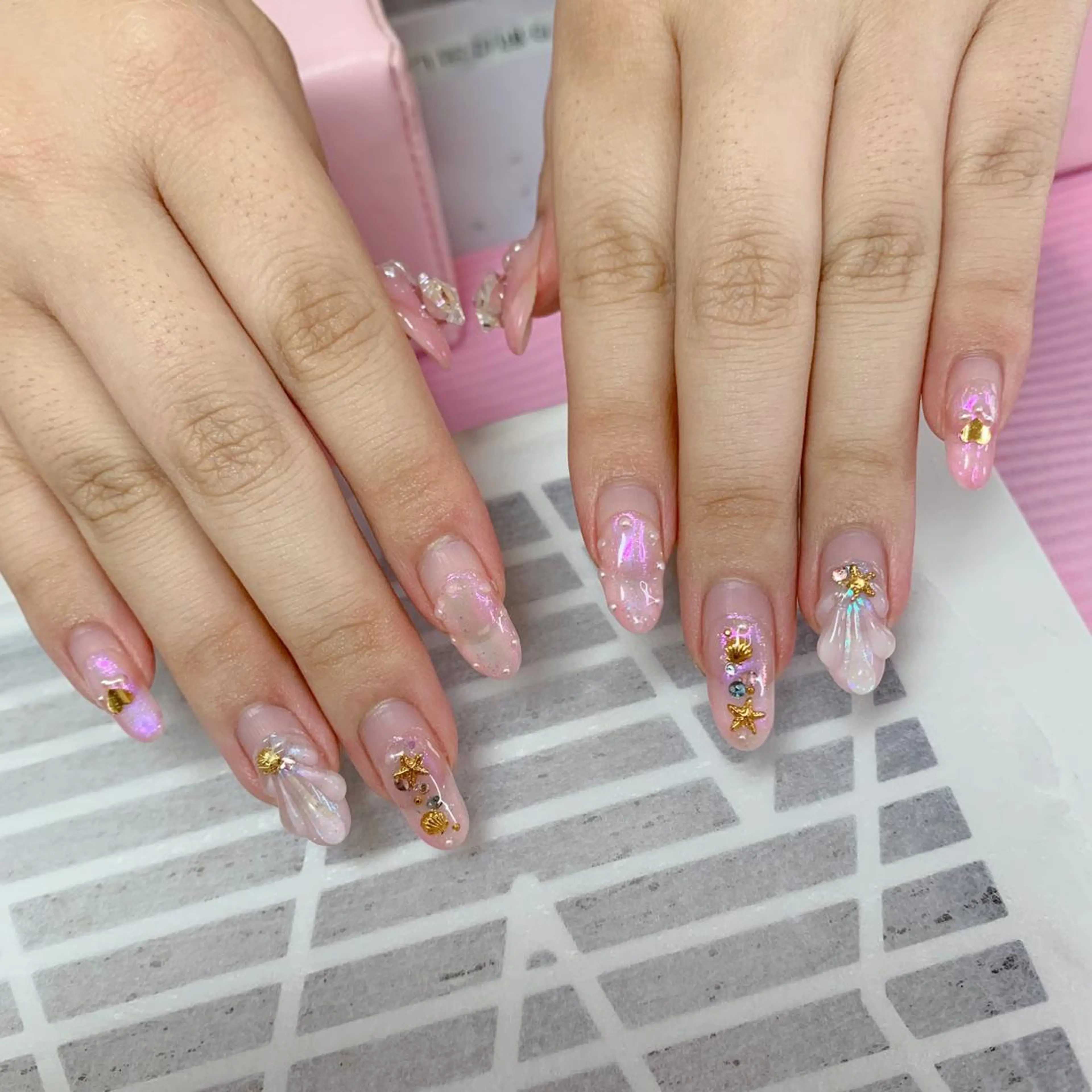 ネイル La neige* yuki 🥯🍑のネイルデザイン