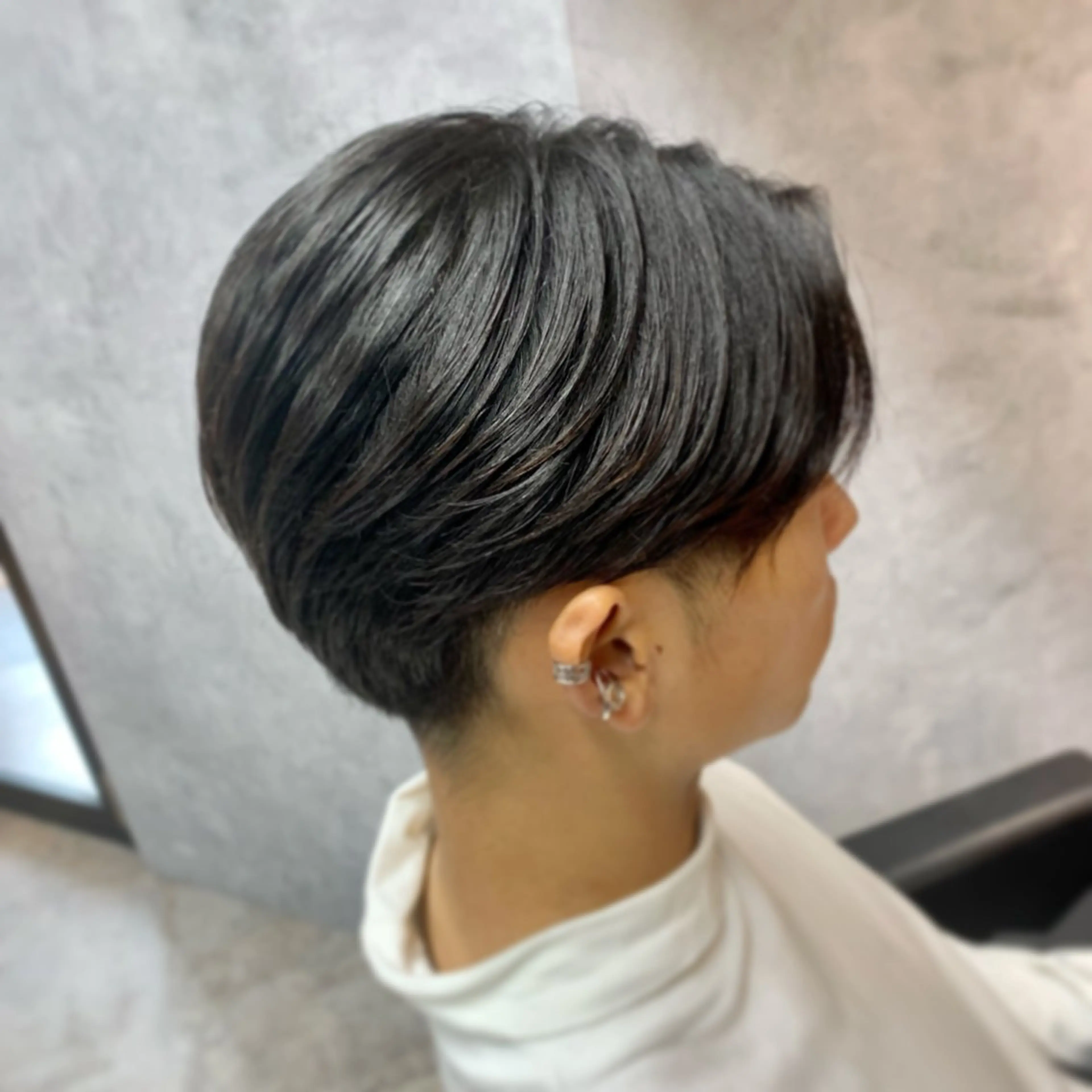 ショート パーマ メンズ ビジネス センターパート カット パーマ センターパート/ メンズ特化/植田 柊のヘアスタイル