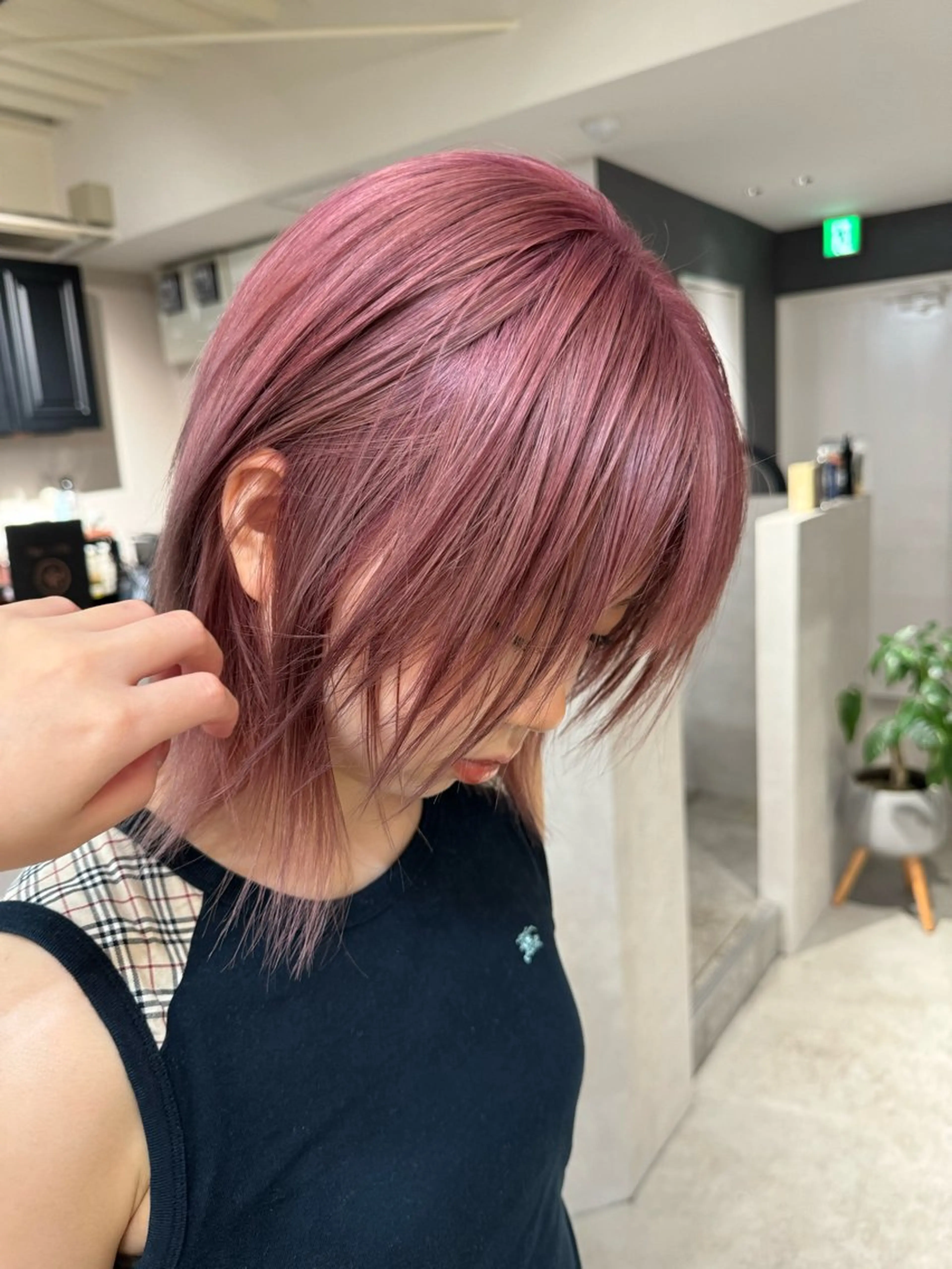 カラー ラベンダーカラー ピンクカラー ピンクラベンダー ヘアカラー ヒガシ サヨのヘアスタイル