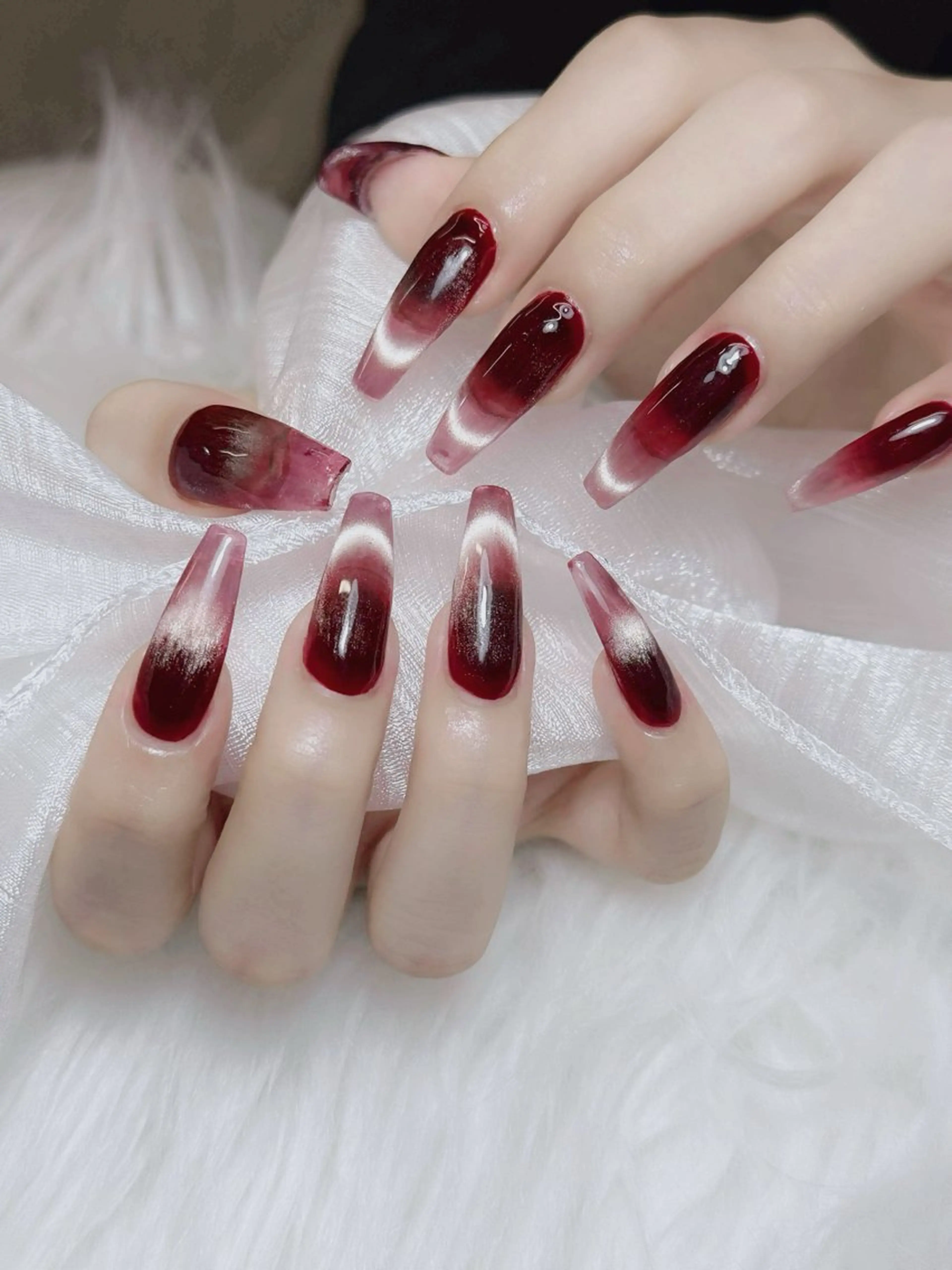 ネイル オーロラネイル チークネイル フットネイル フレンチネイル 韓国ネイル ハンドネイル Lumi Nail 新大久保3‘のネイルデザイン