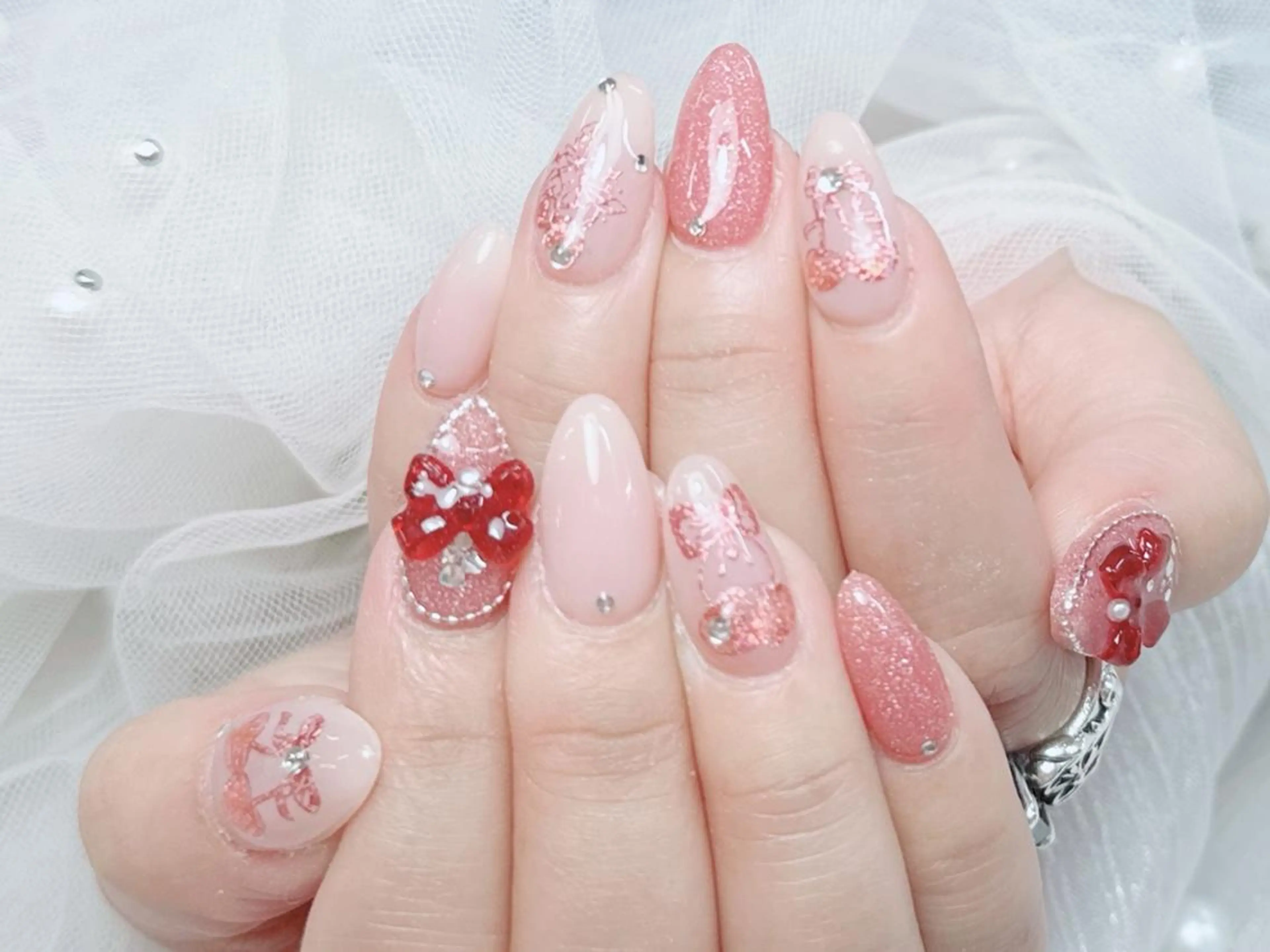 ネイル オーロラネイル チークネイル 長さ出し フットネイル フレンチネイル ハンドネイル ハンドケア yl nail salonのネイルデザイン