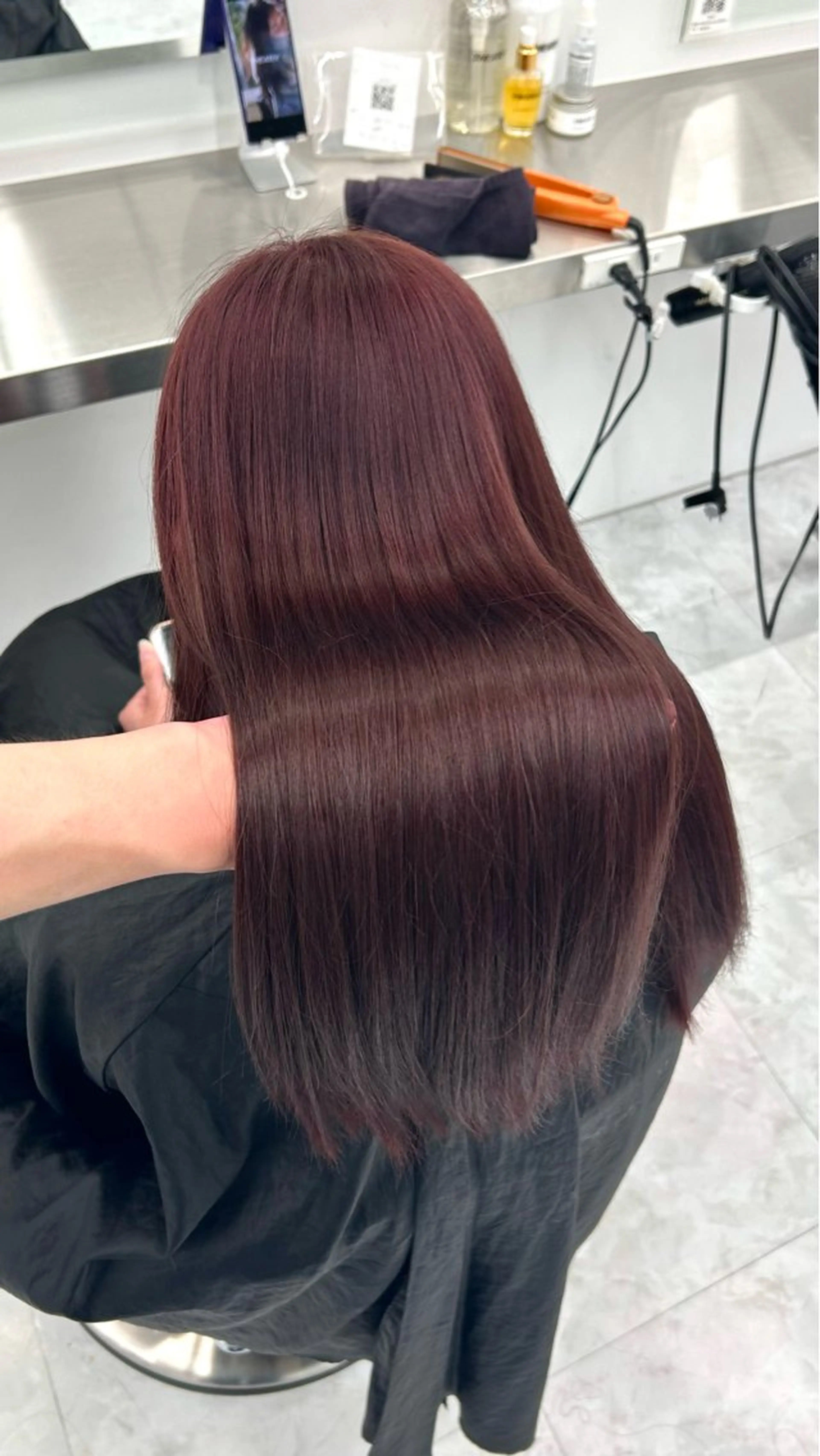 ロング ヘアカラー トリートメント 大人っぽベージュ🤍 レイヤーRikutoのヘアスタイル