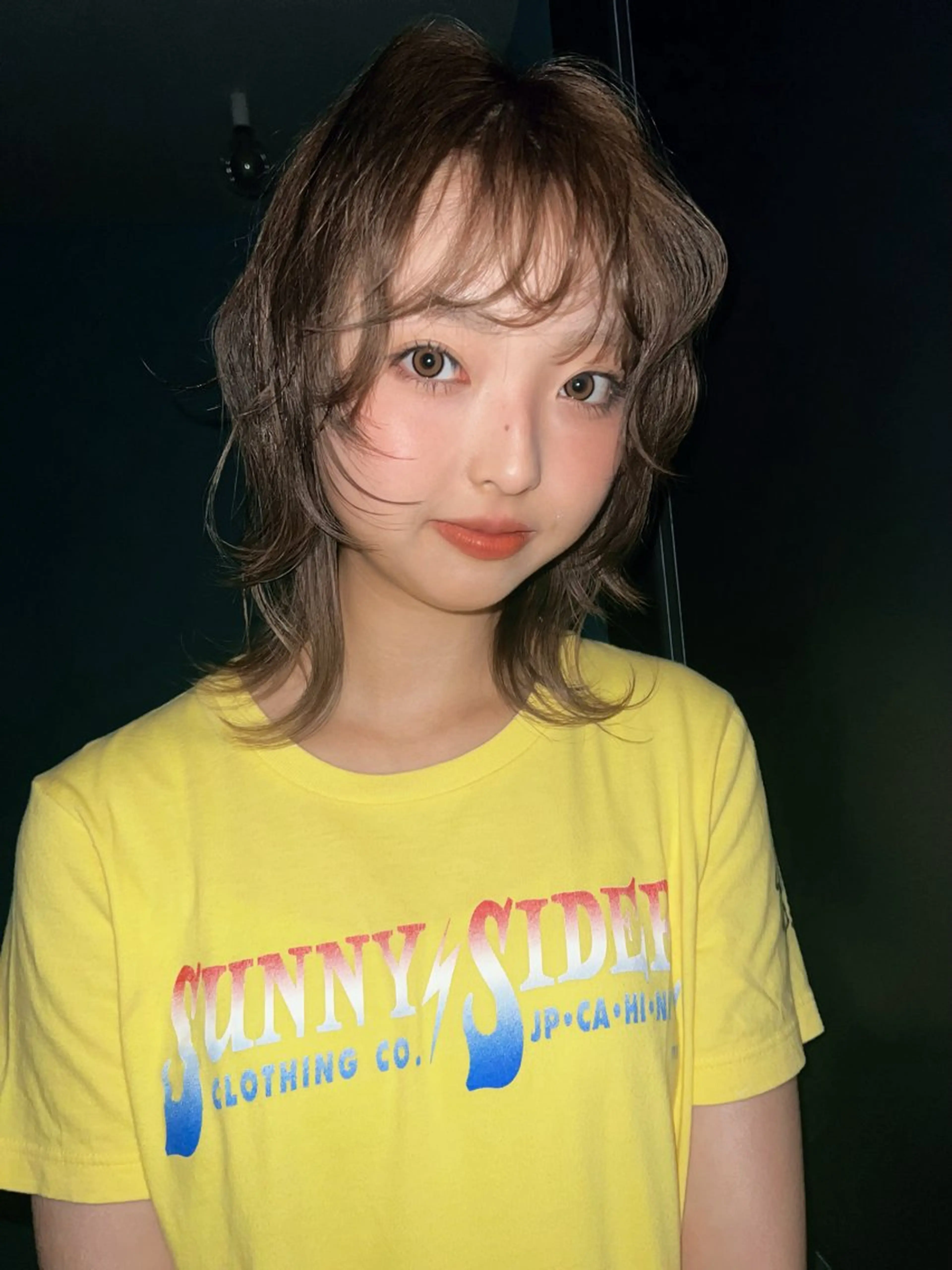 ミディアム nishibu ayukaのヘアスタイル