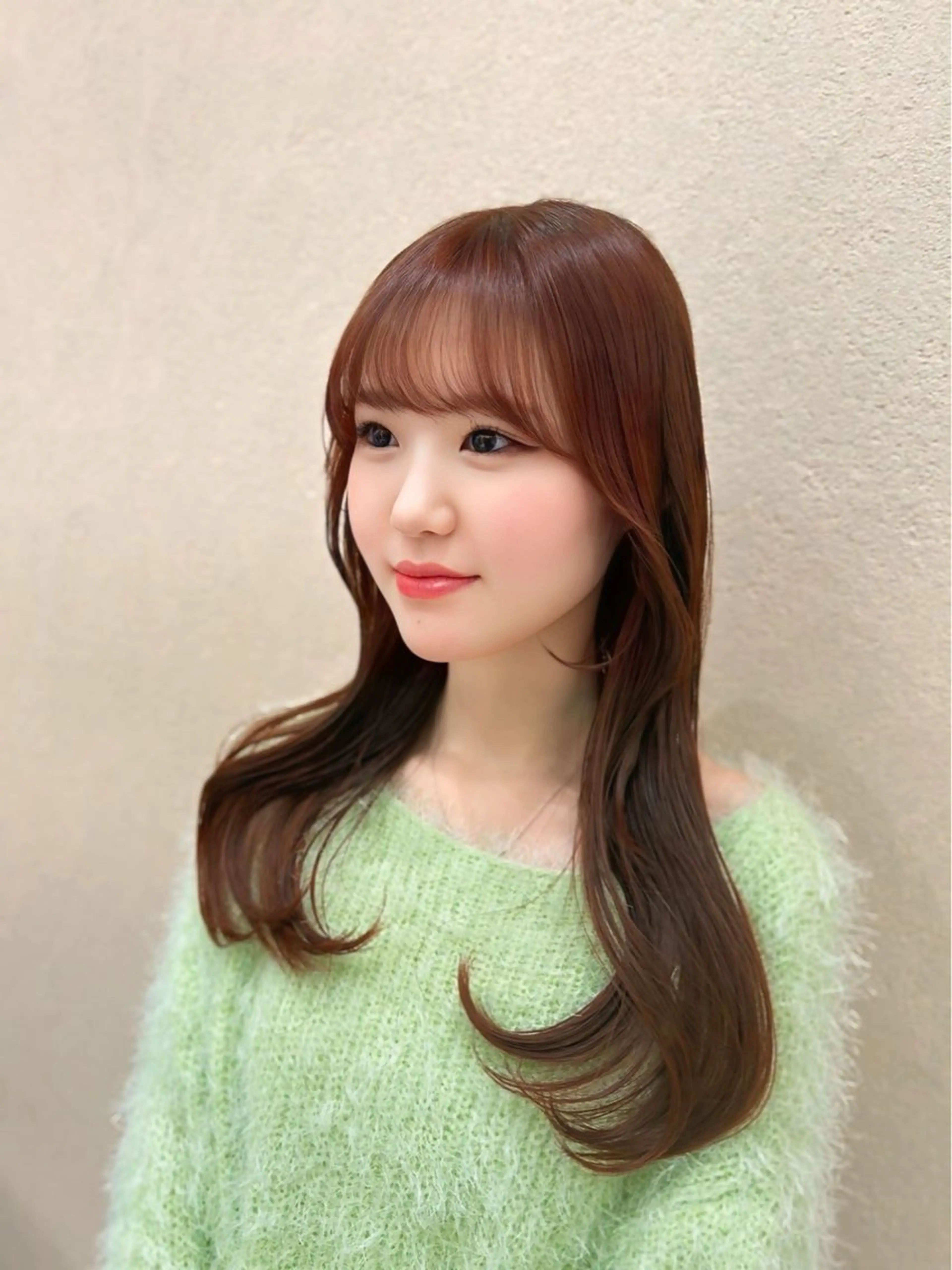 ロング カラー ブラウンカラー 羽成 優衣菜のヘアスタイル