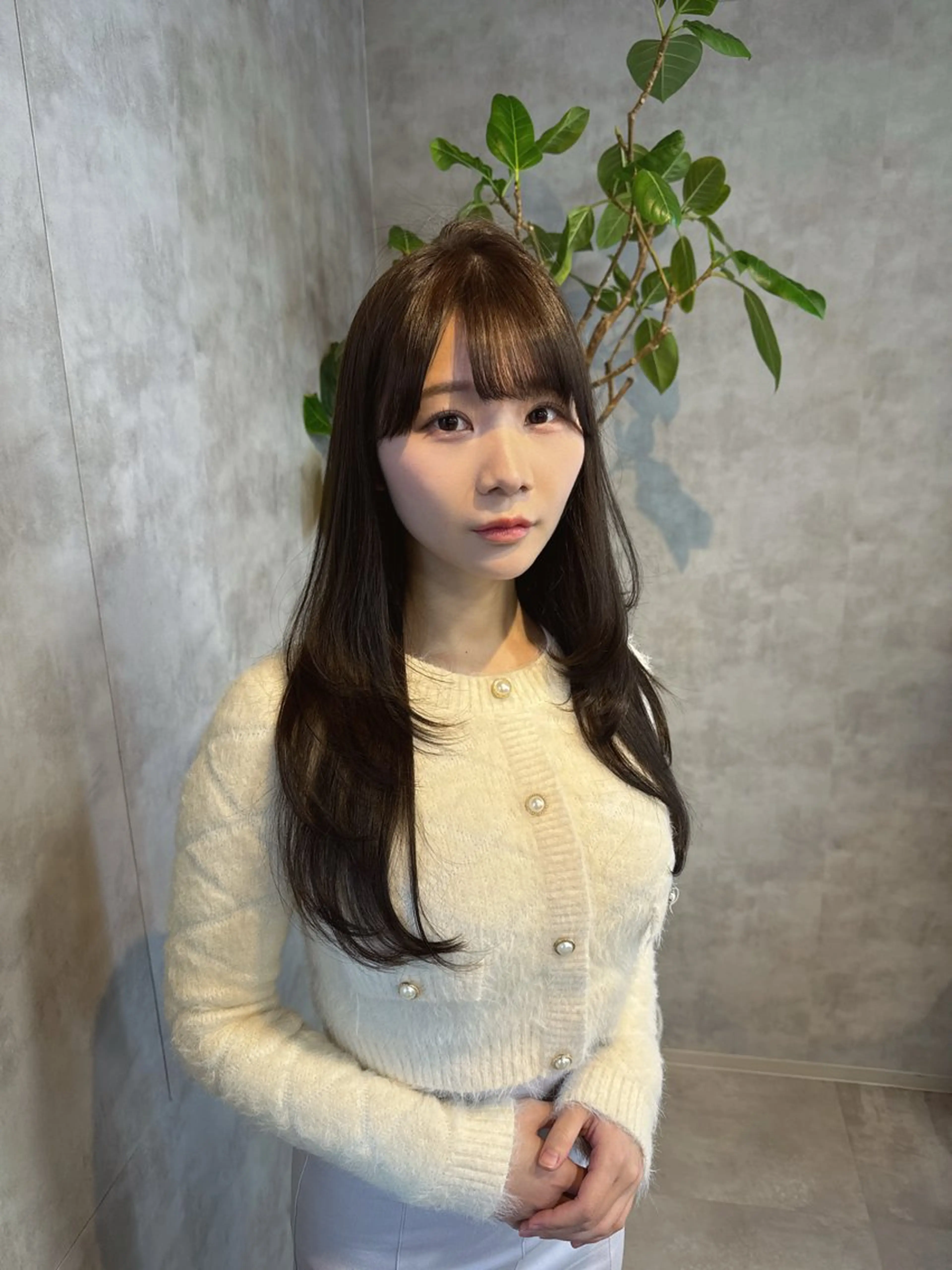 ロング カラー ヘアアレンジ カット ヘアカラー トリートメント ヘアセット レイヤー×透明感カラ ーHAYATOのヘアスタイル