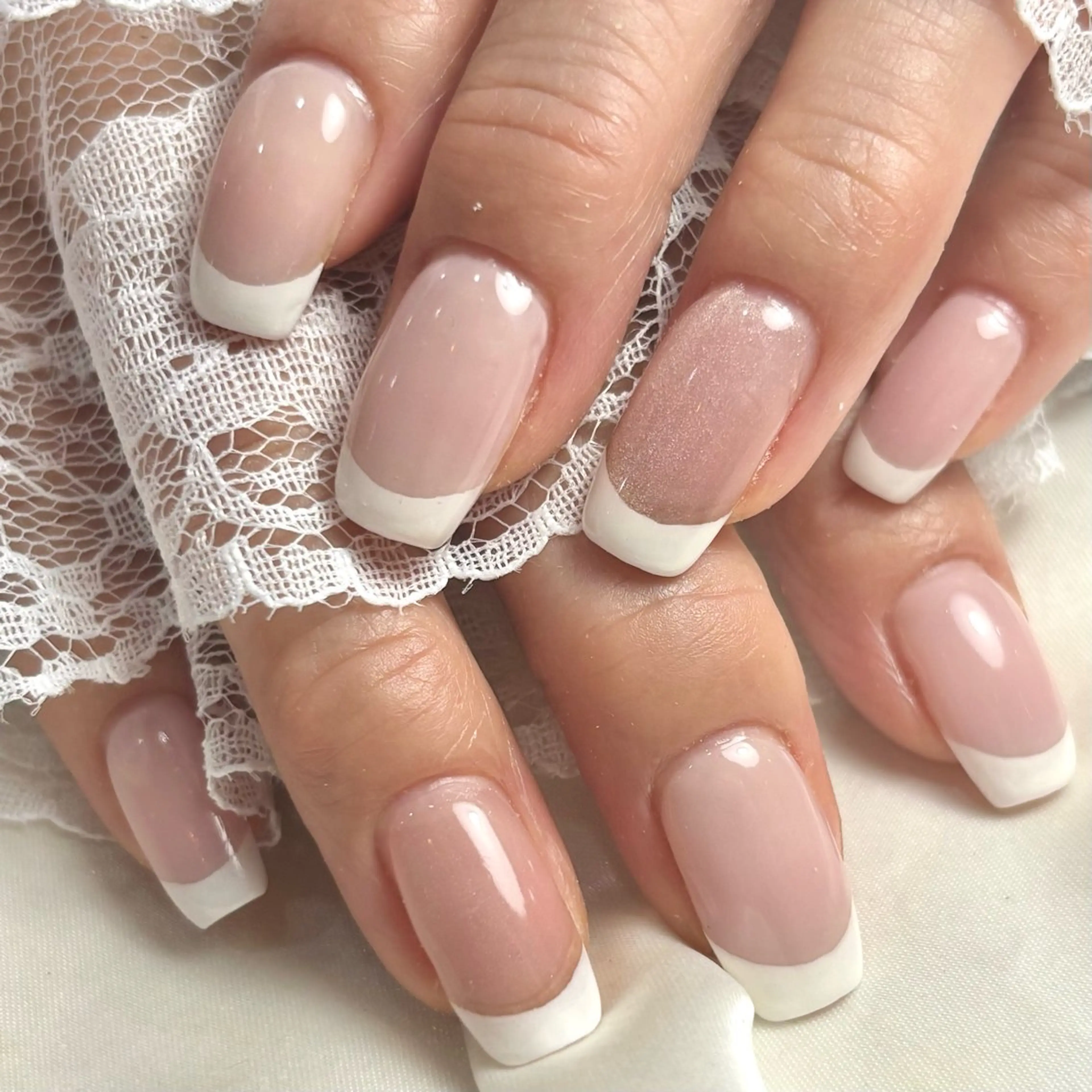 ネイル フレンチネイル マグネットネイル Ray nail   WAKA️🫧のネイルデザイン
