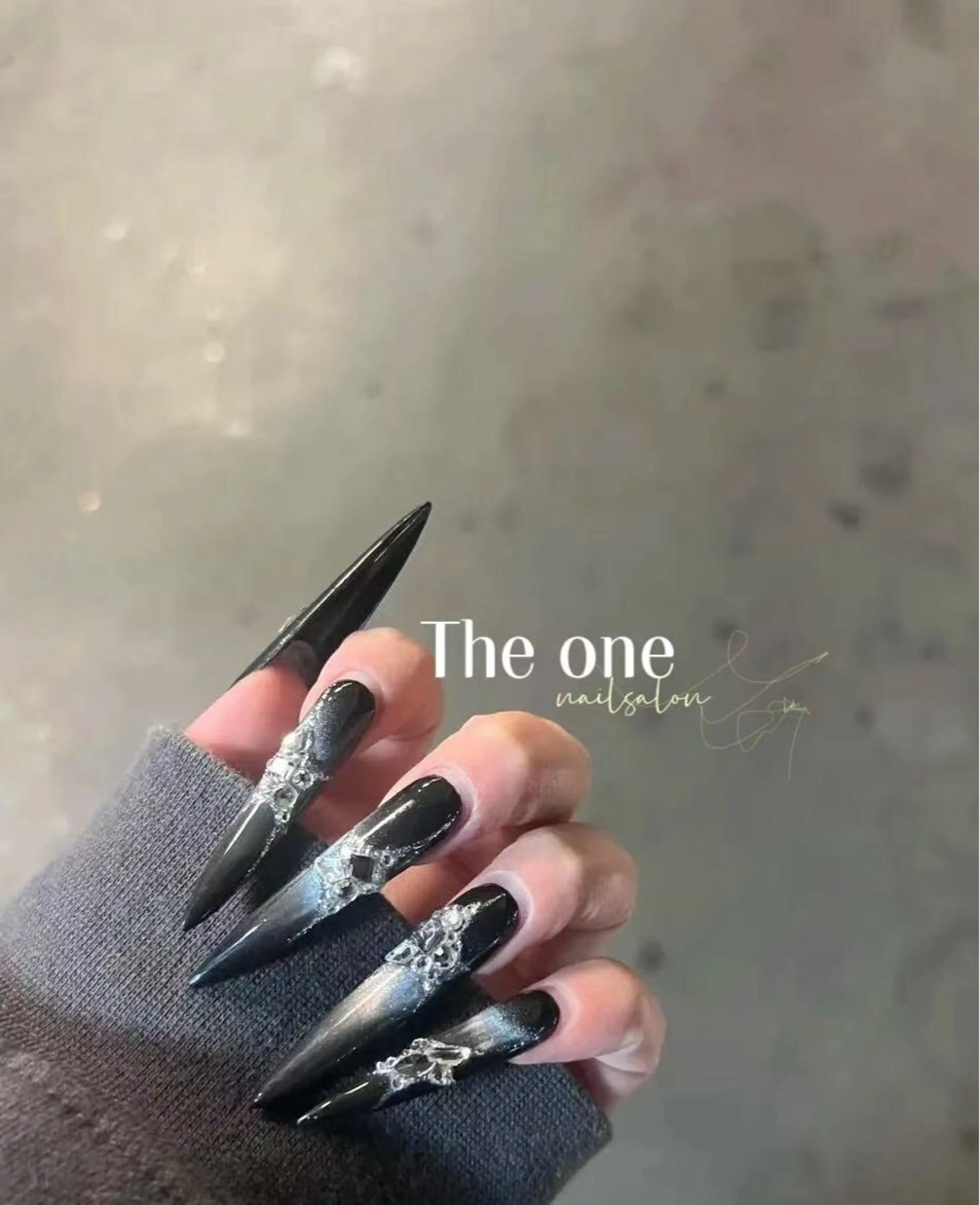 ネイル THE ONE 杉山のネイルデザイン