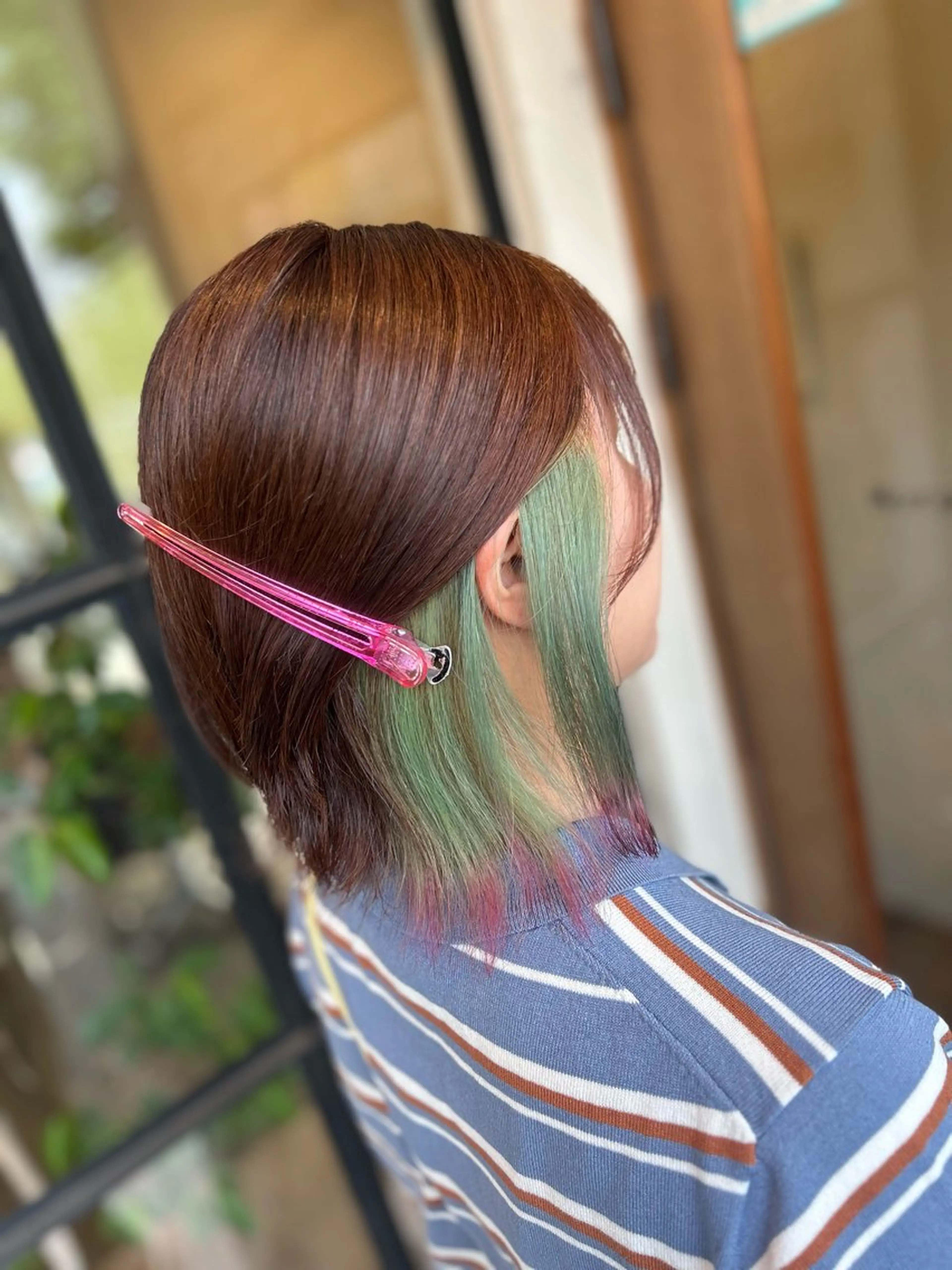 ミディアム カラー ブラウンカラー インナーカラー ミント ピンクカラー ピンクブラウン カット ヘアカラー Morpho Hair Product所属・井上 花音のヘアスタイル