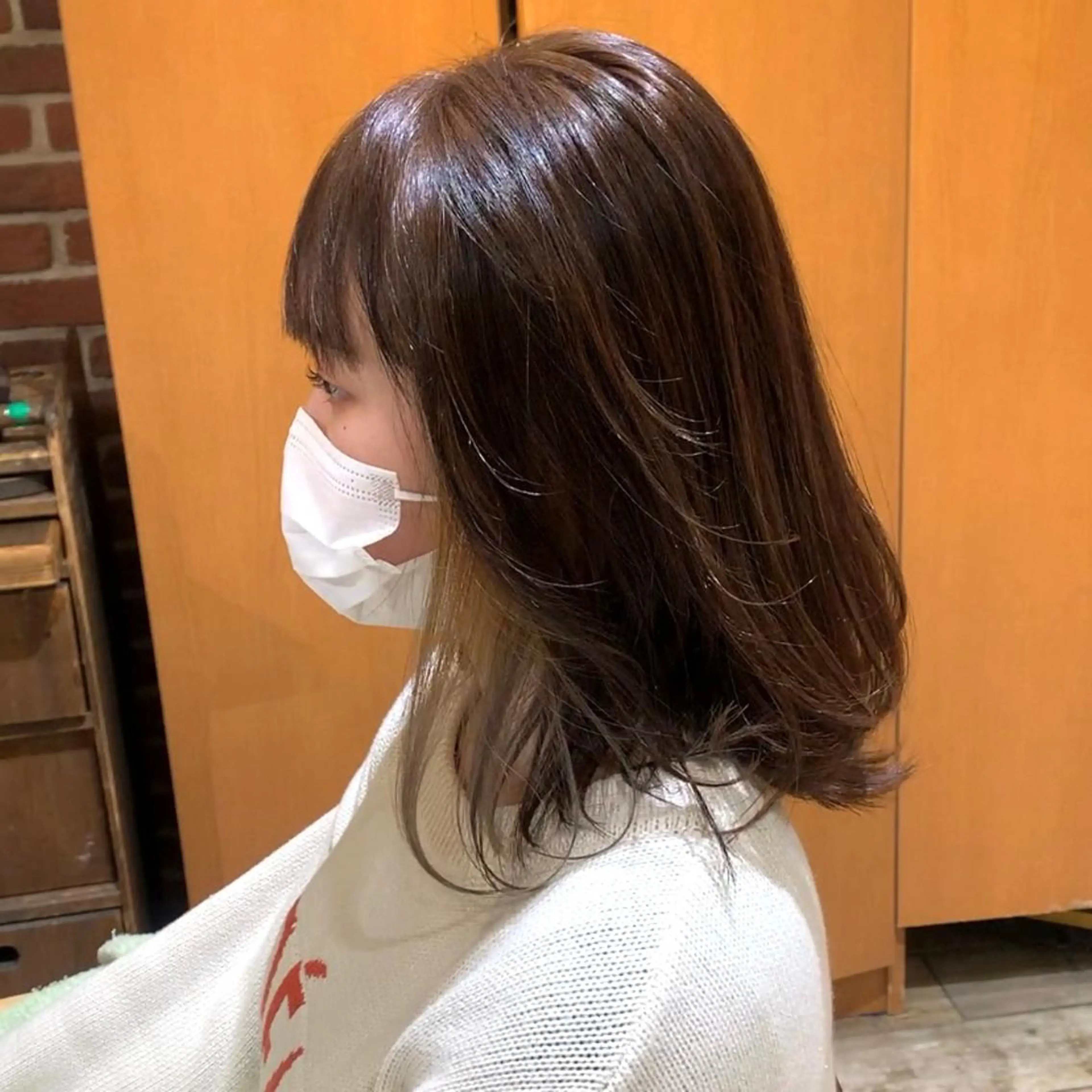 ミディアム カラー イヤリングカラー メンズ縮毛矯正 /メンズパーマ美容師のヘアスタイル