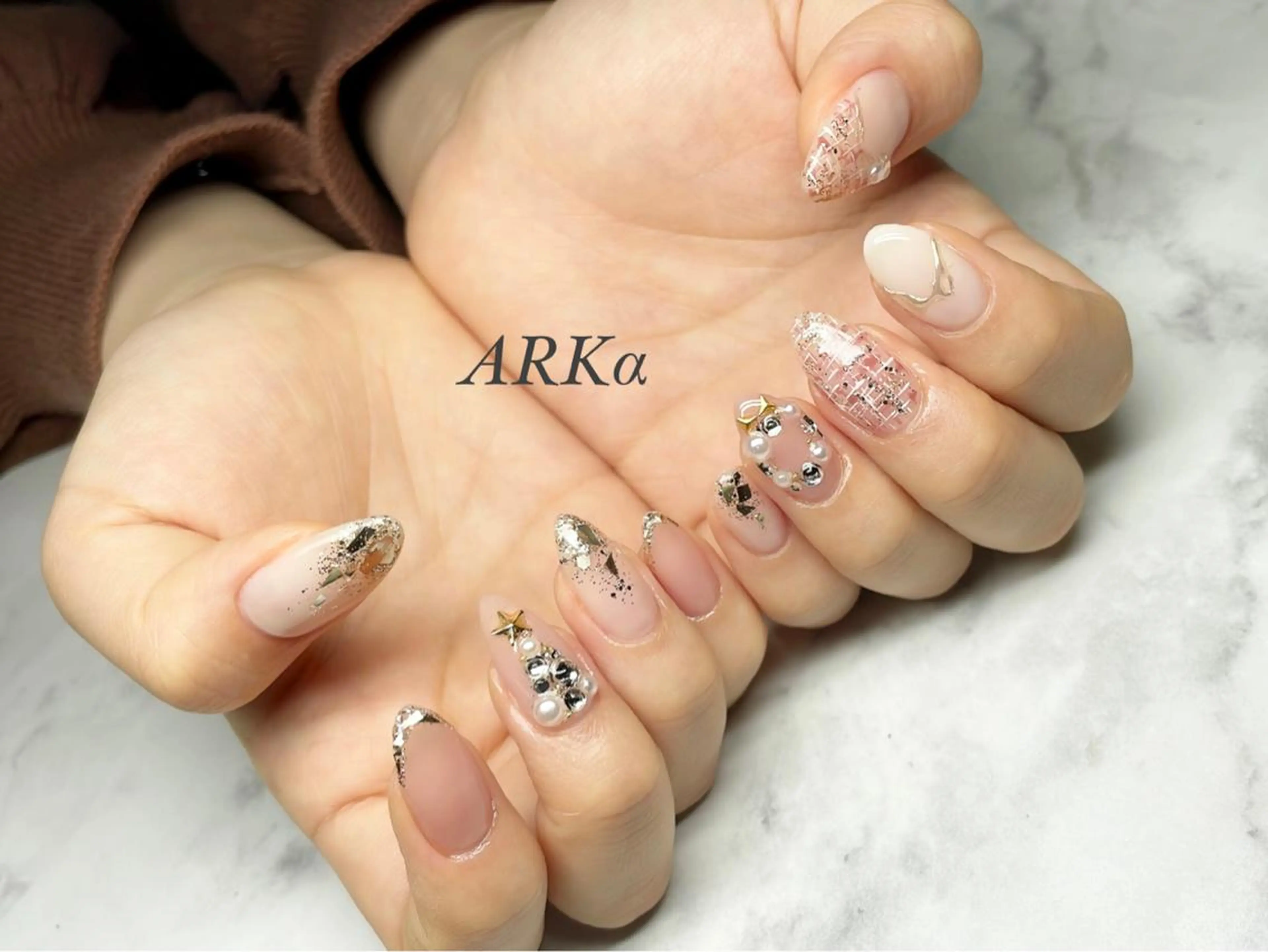 ネイル ミラーネイル ツイードネイル 冬ネイル クリスマス ハンドネイル ARKα Nishiのネイルデザイン