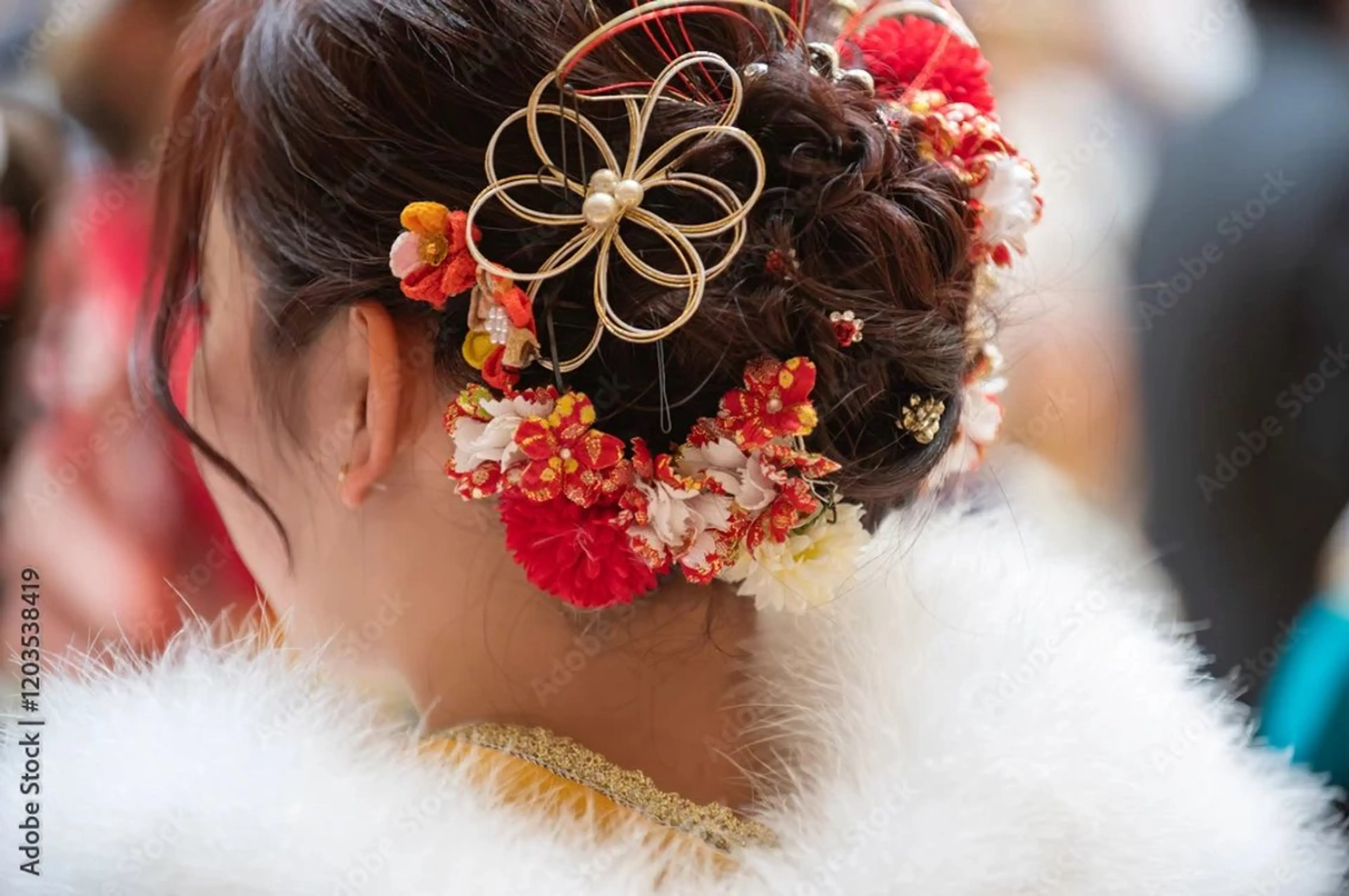 【成人式割】産毛ケア/眉カット/保湿ジェル/クレンジング/美容液/シートパック/襟足剃りの写真