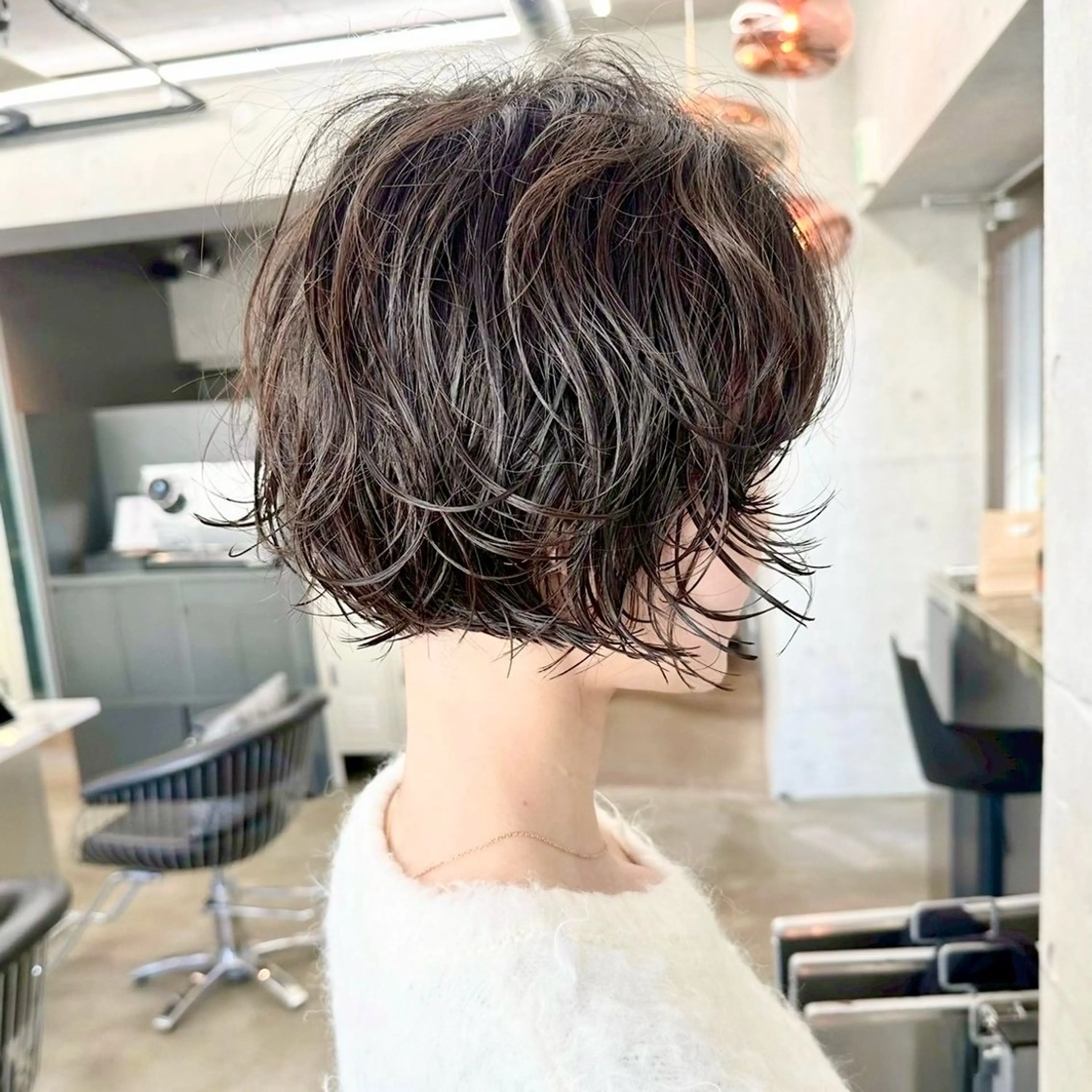 ショート パーマ カット パーマ 透け感カラー 🌱いわさきのヘアスタイル