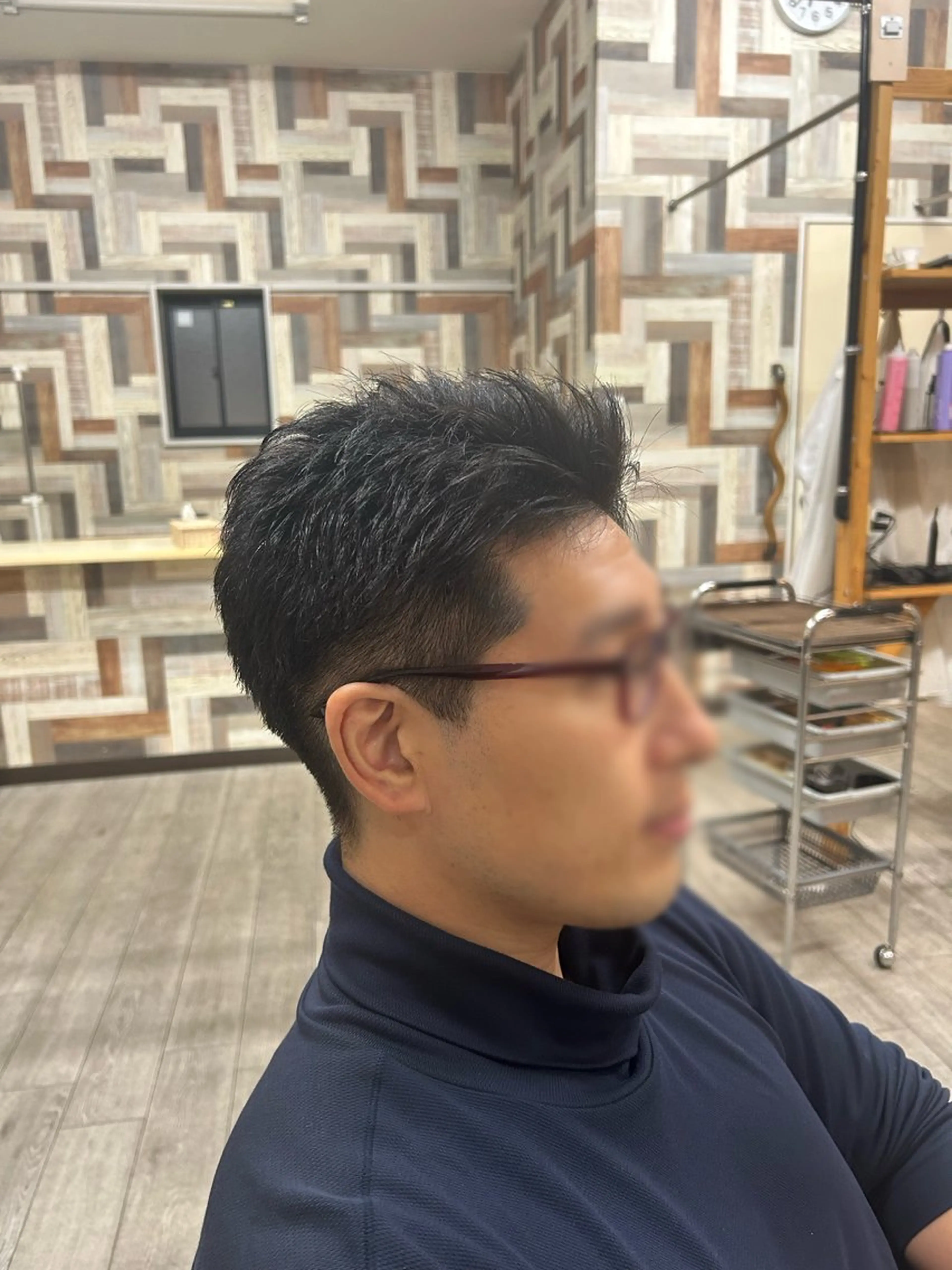 メンズ 美容室reborn大江所属・ナ ディアのヘアスタイル