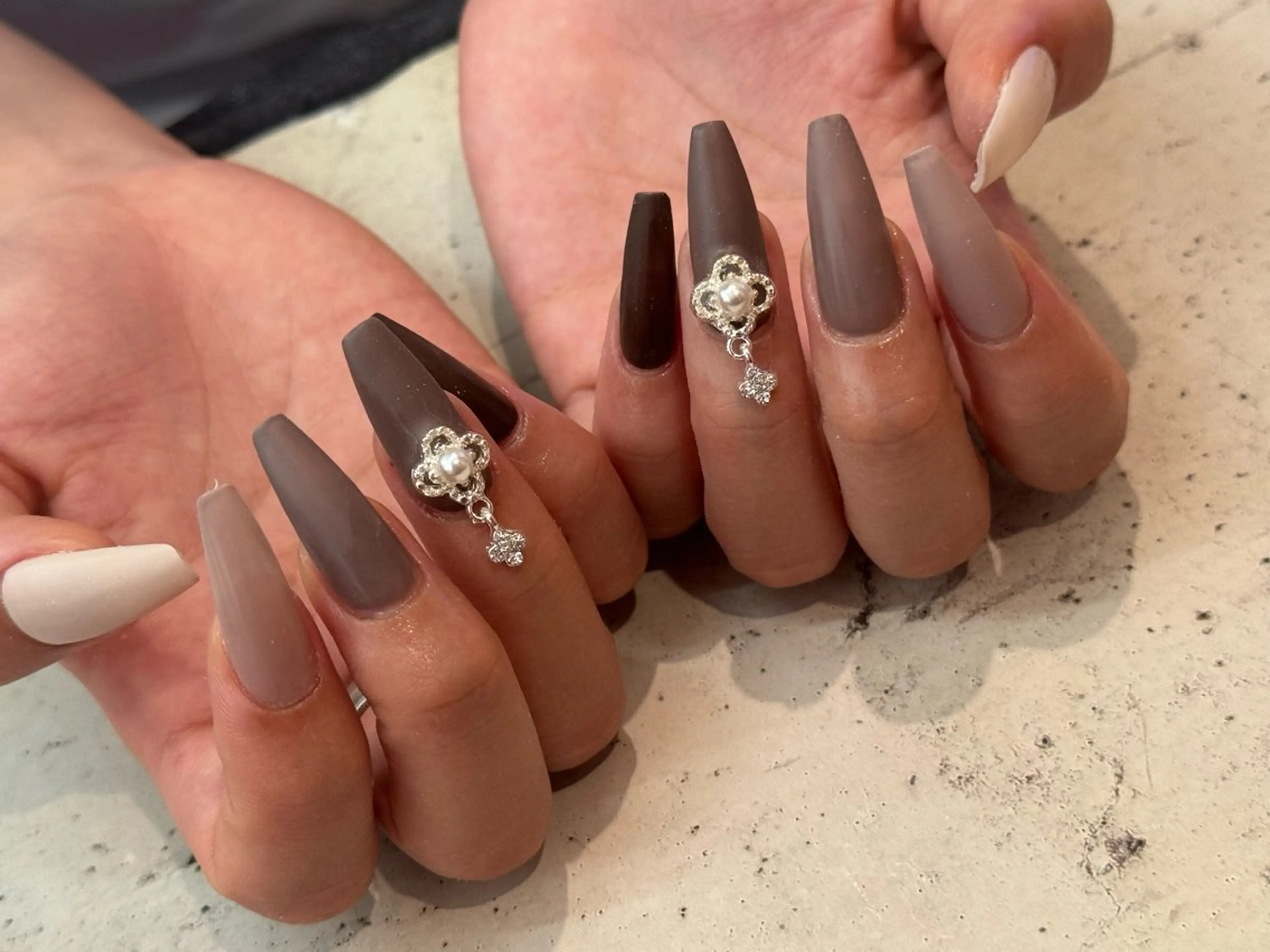 ネイル ハンドネイル nailsalon Lumiereのネイルデザイン