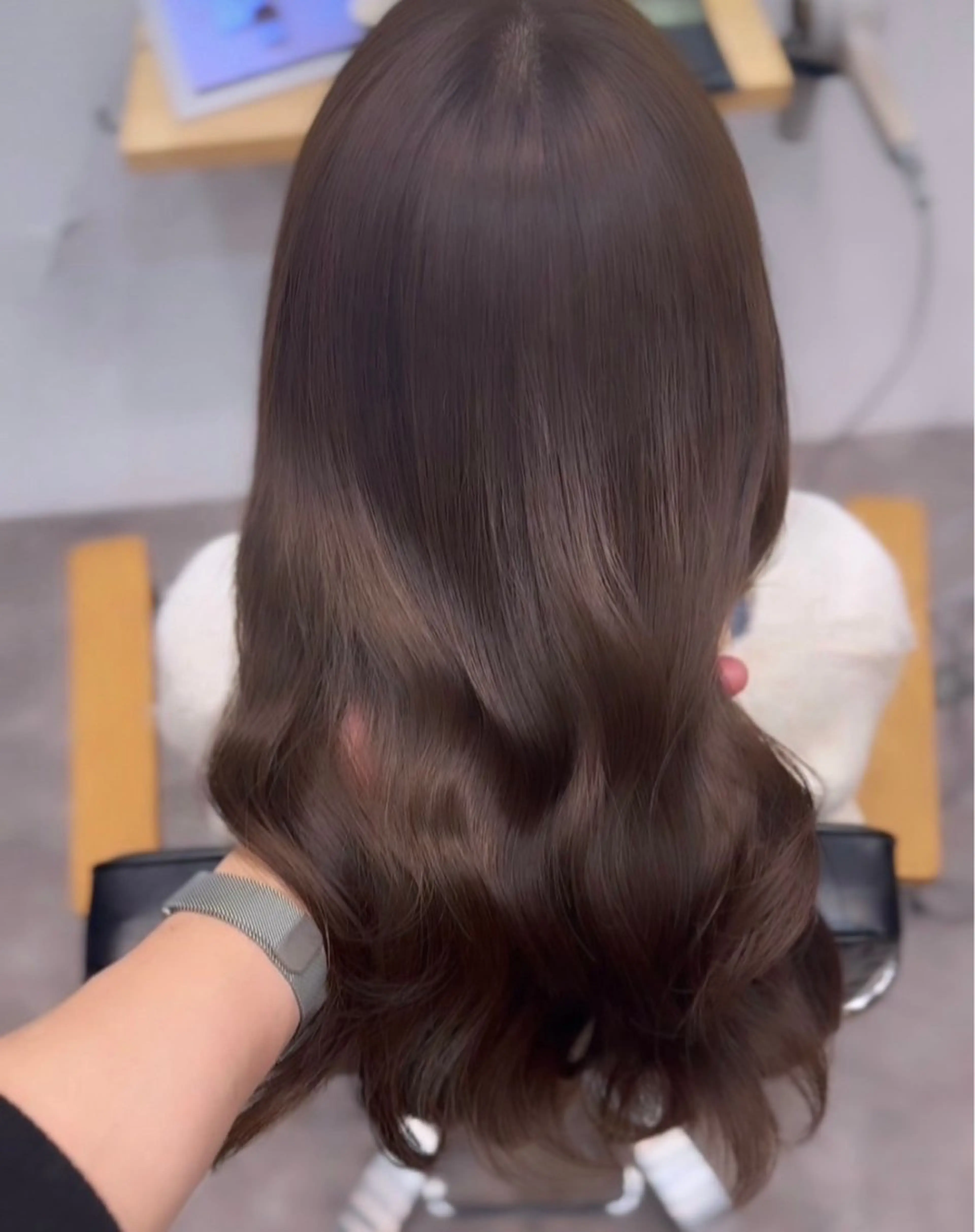 ロング カラー SOYON星ヶ丘所属・👟SOYONトレン ドヘアともし🩶のヘアスタイル