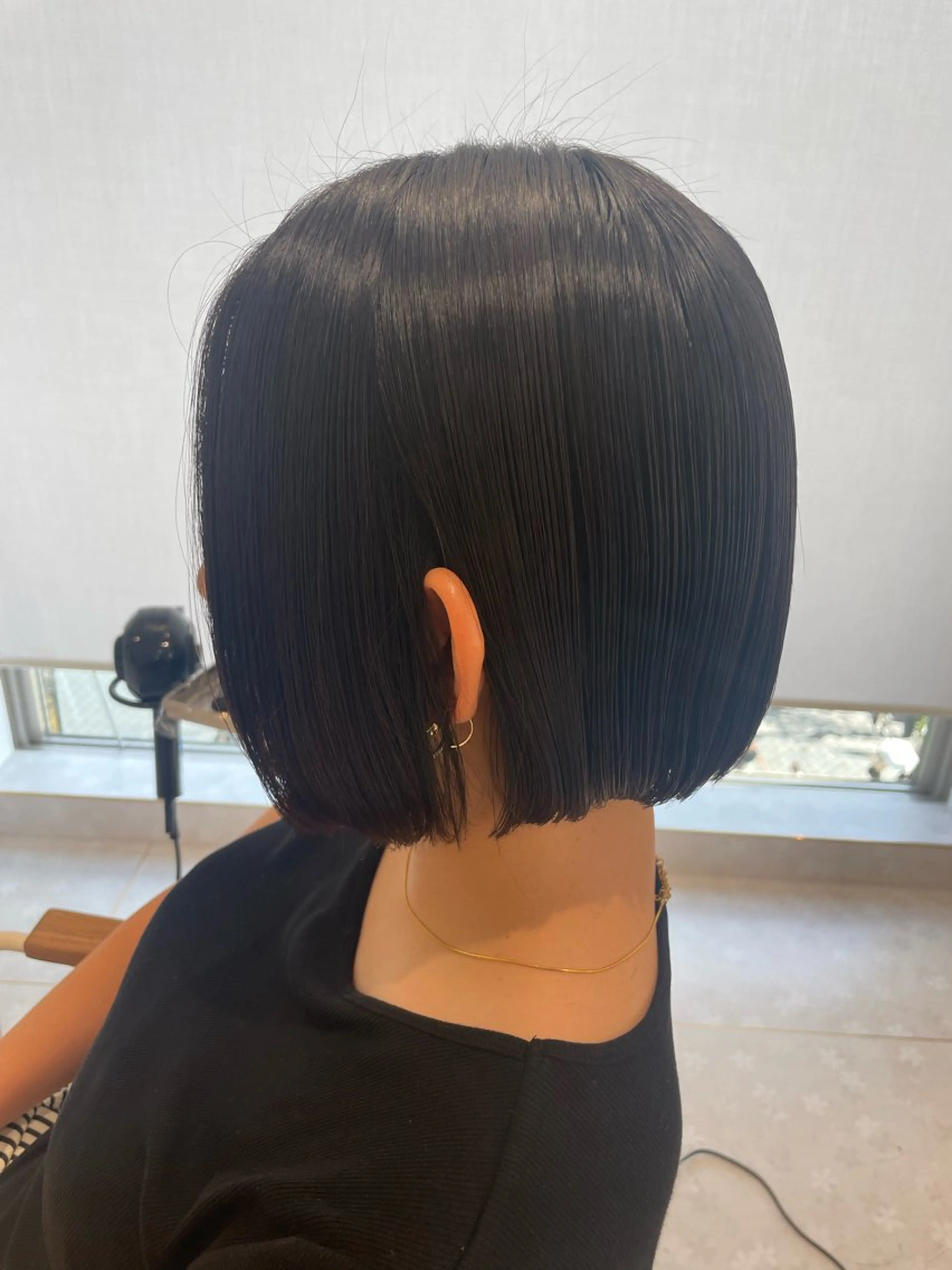 ショート カラー ボブ カット 縮毛矯正 佐藤 綾郁のヘアスタイル