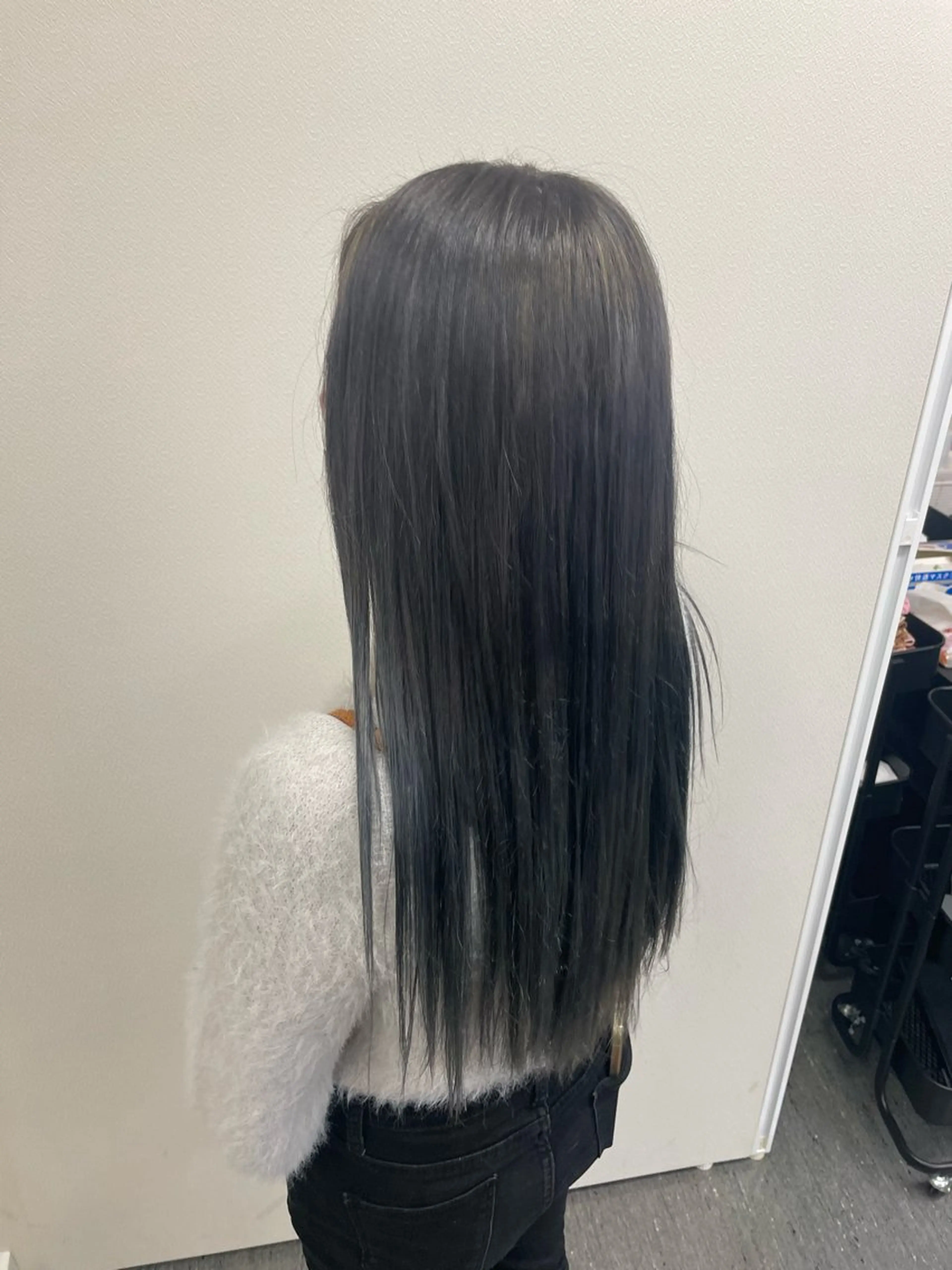 ロング カラー ネイビーカラー eclat hair's BEAU group所属・吉川 莉央のヘアスタイル