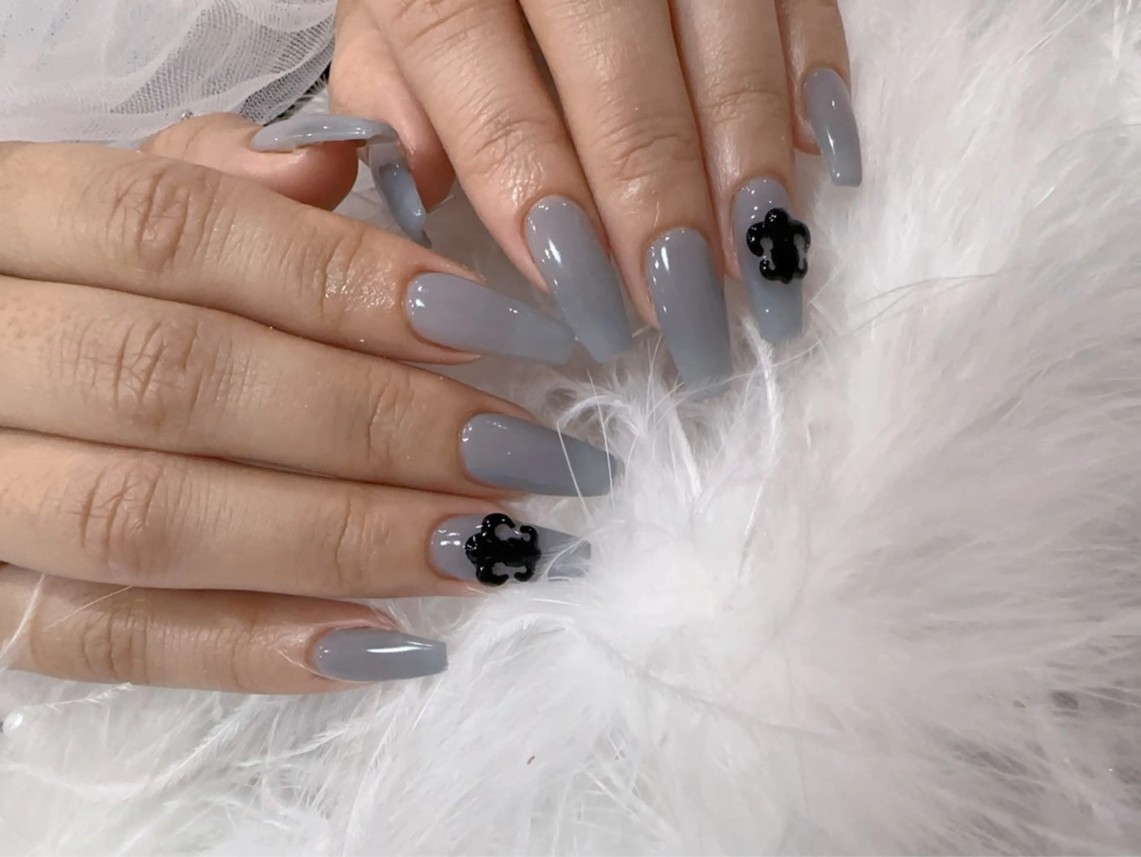 ネイル アートネイル フラッシュネイル フレンチネイル ジェルネイル ガラスフレンチ ハンドネイル You&Me Miyuのネイルデザイン