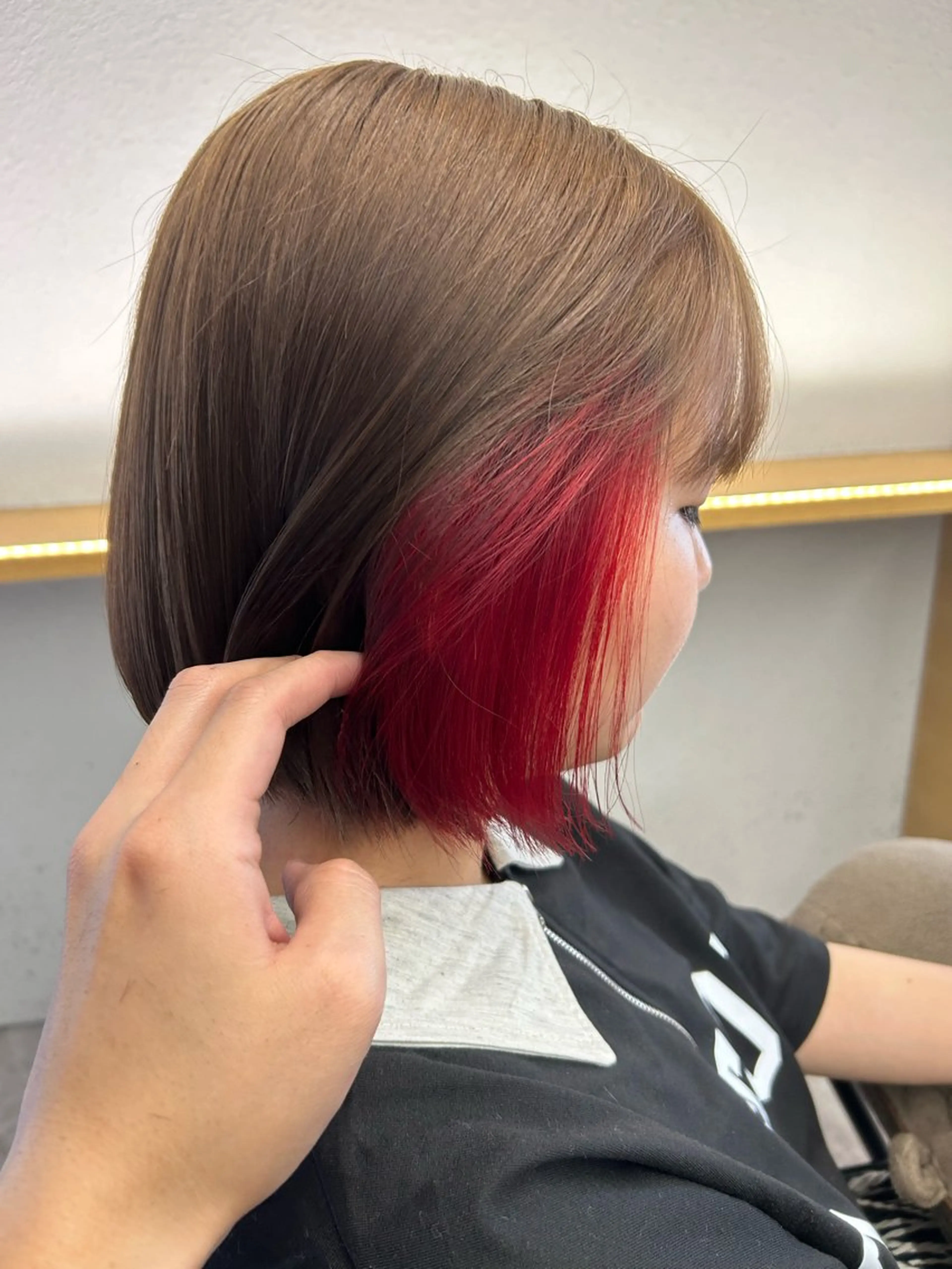 レディースカット＋インナーカラー＋トリートメントの写真