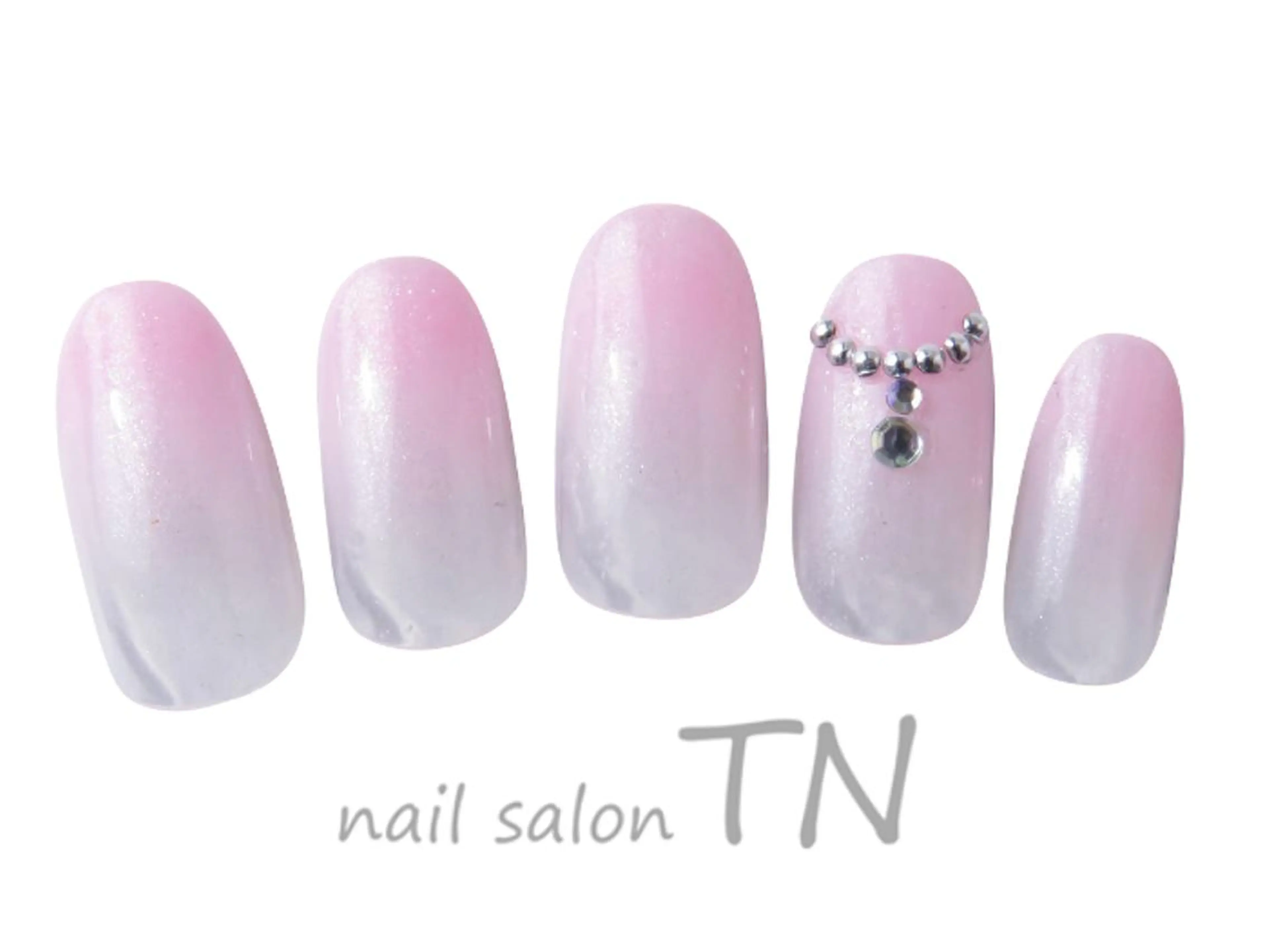 ネイル 寺嶋 ひなのネイルデザイン