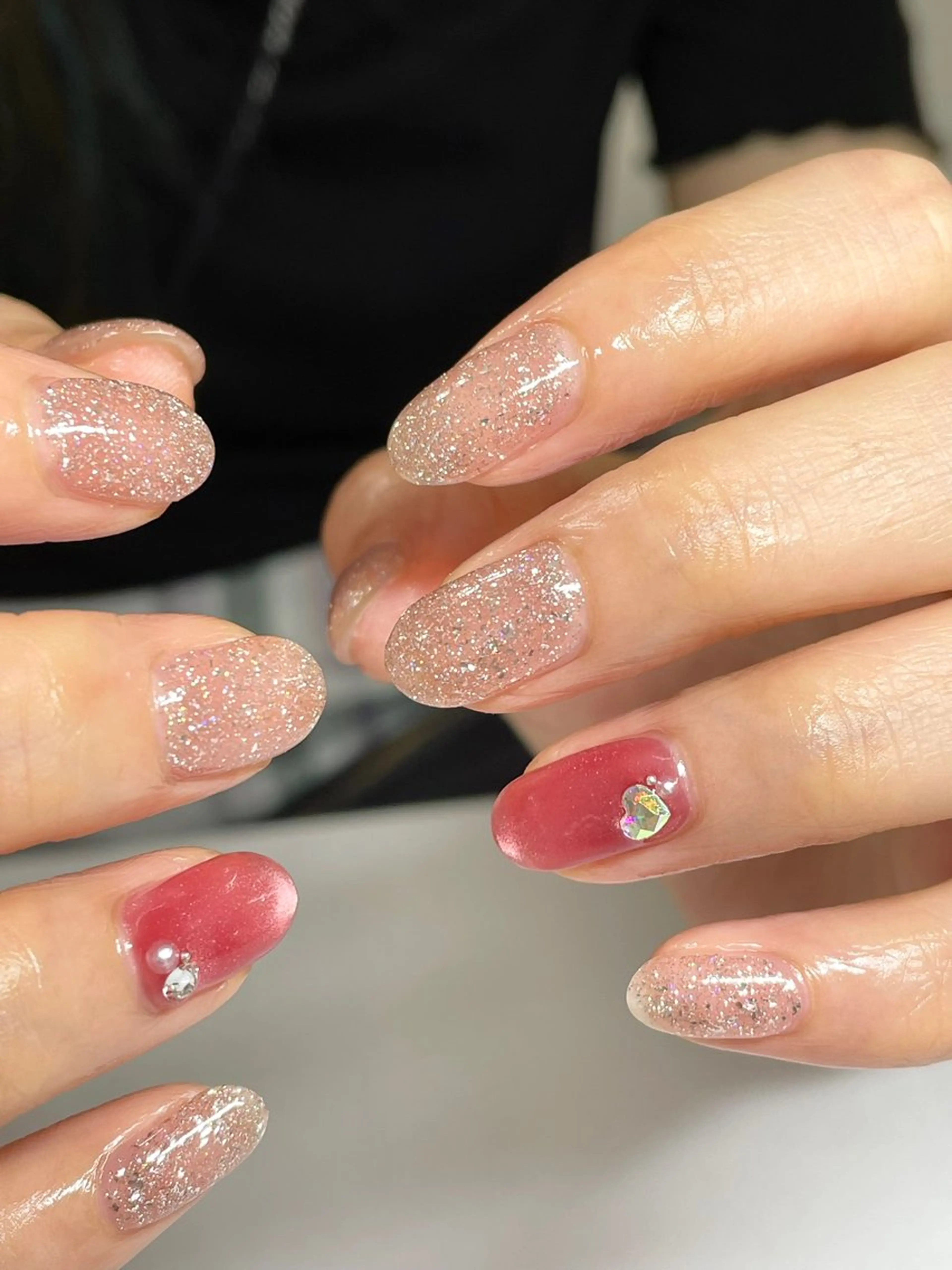 ネイル アートネイル ハート ストーンネイル nailroom lilasのネイルデザイン