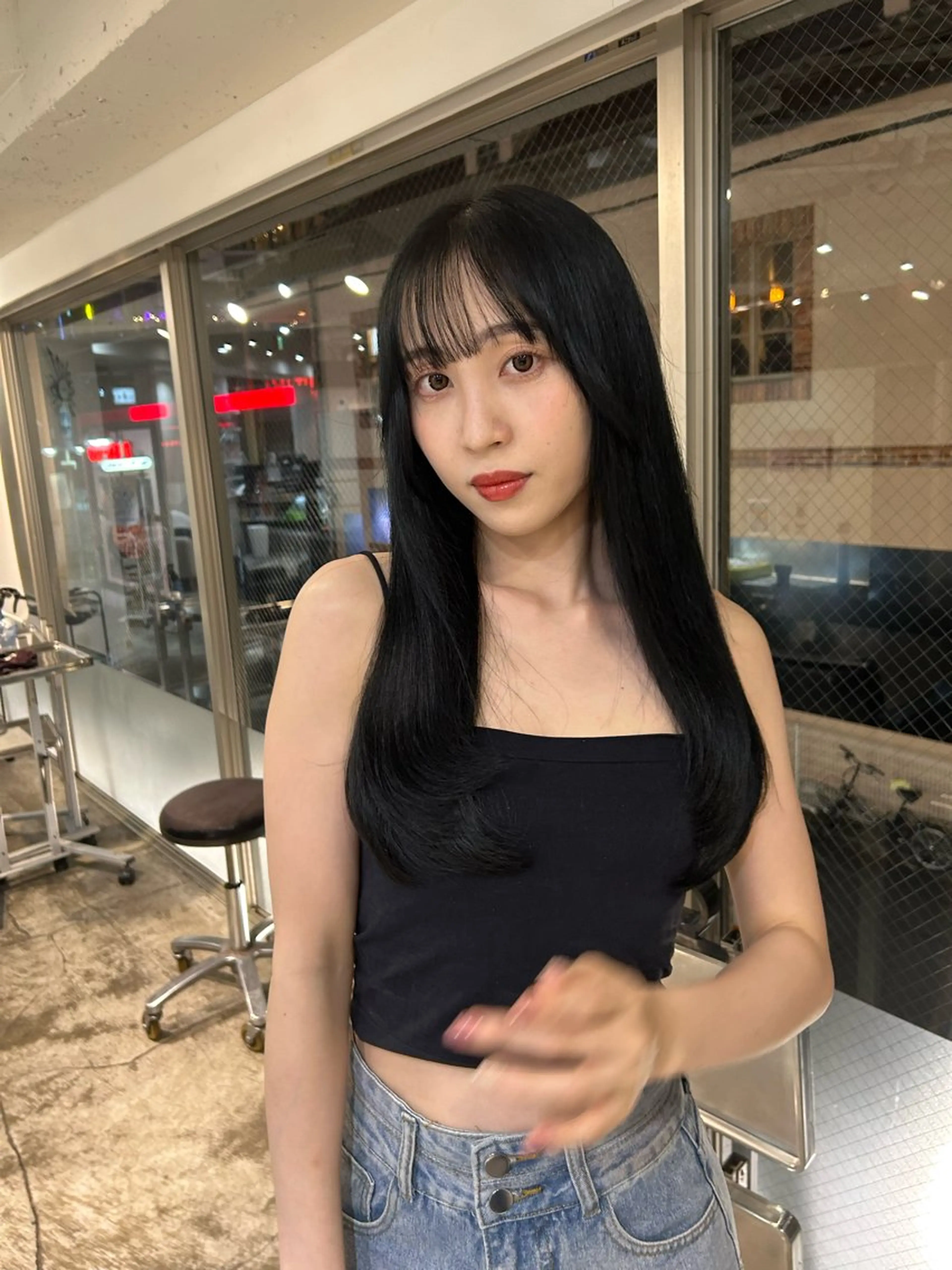 カラー 黒髪 ブルーカラー ブルーブラック 二宮 陽太のヘアスタイル